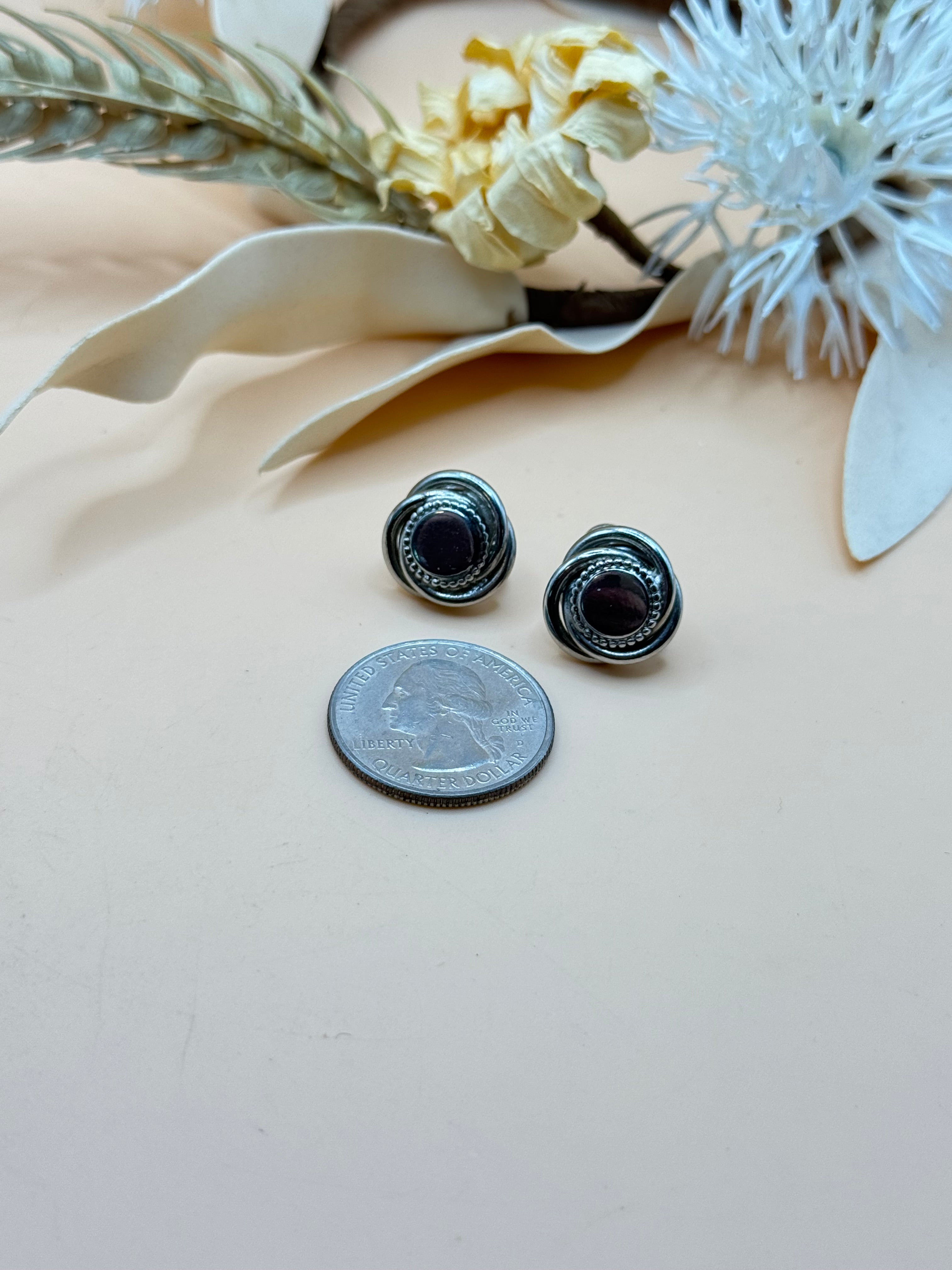 Vintage Silver Tone Swirl Screw-Back Earrings