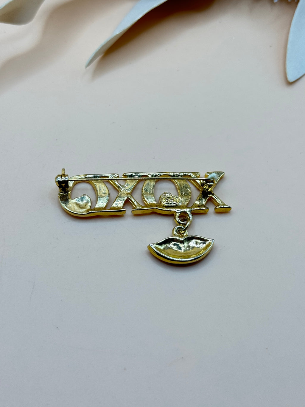 Vintage SFJ Gold Tone XOXO Red Heart & Lips Dangle Brooch