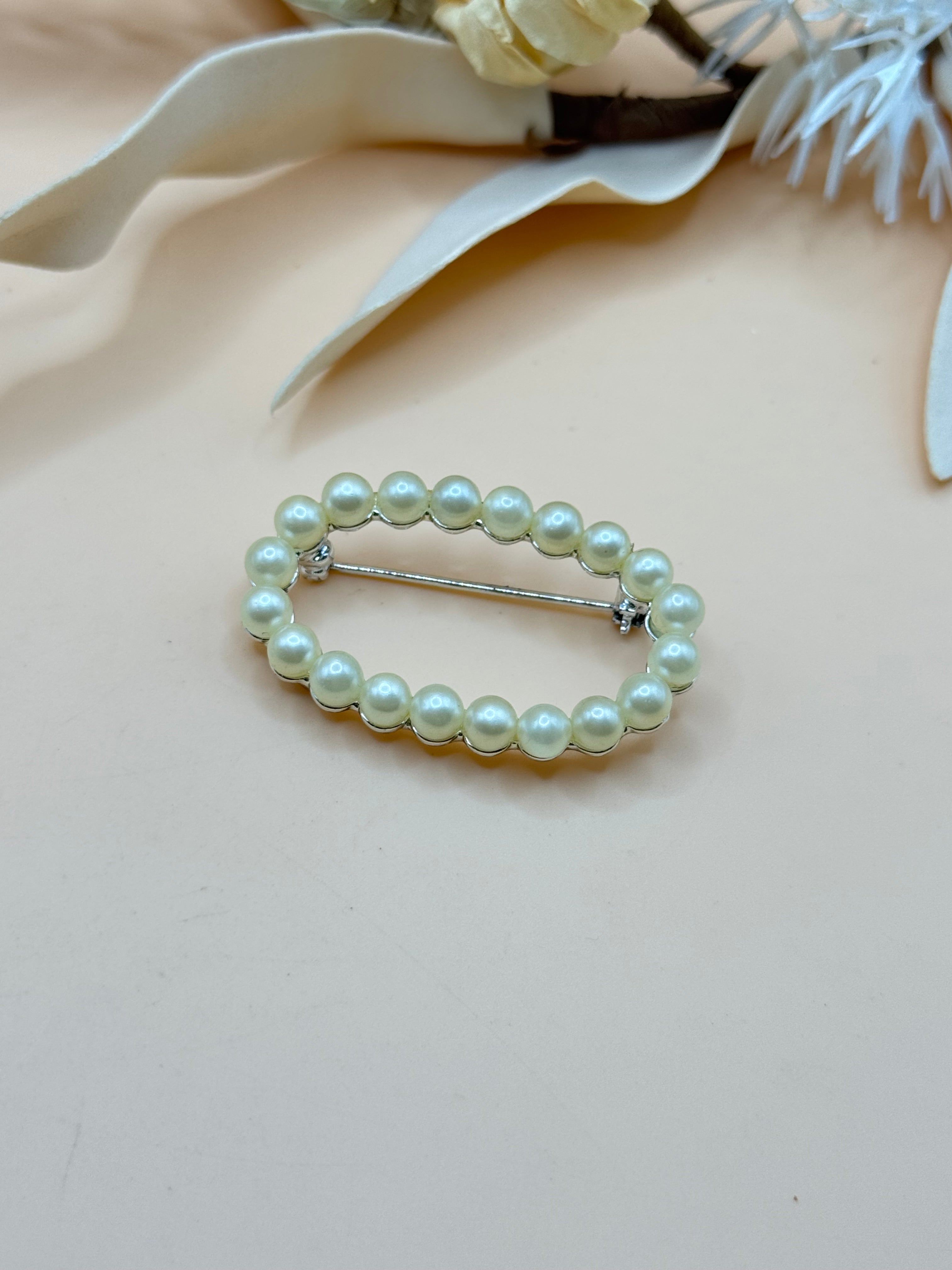Vintage Marvella Faux Pearl Oval Brooch