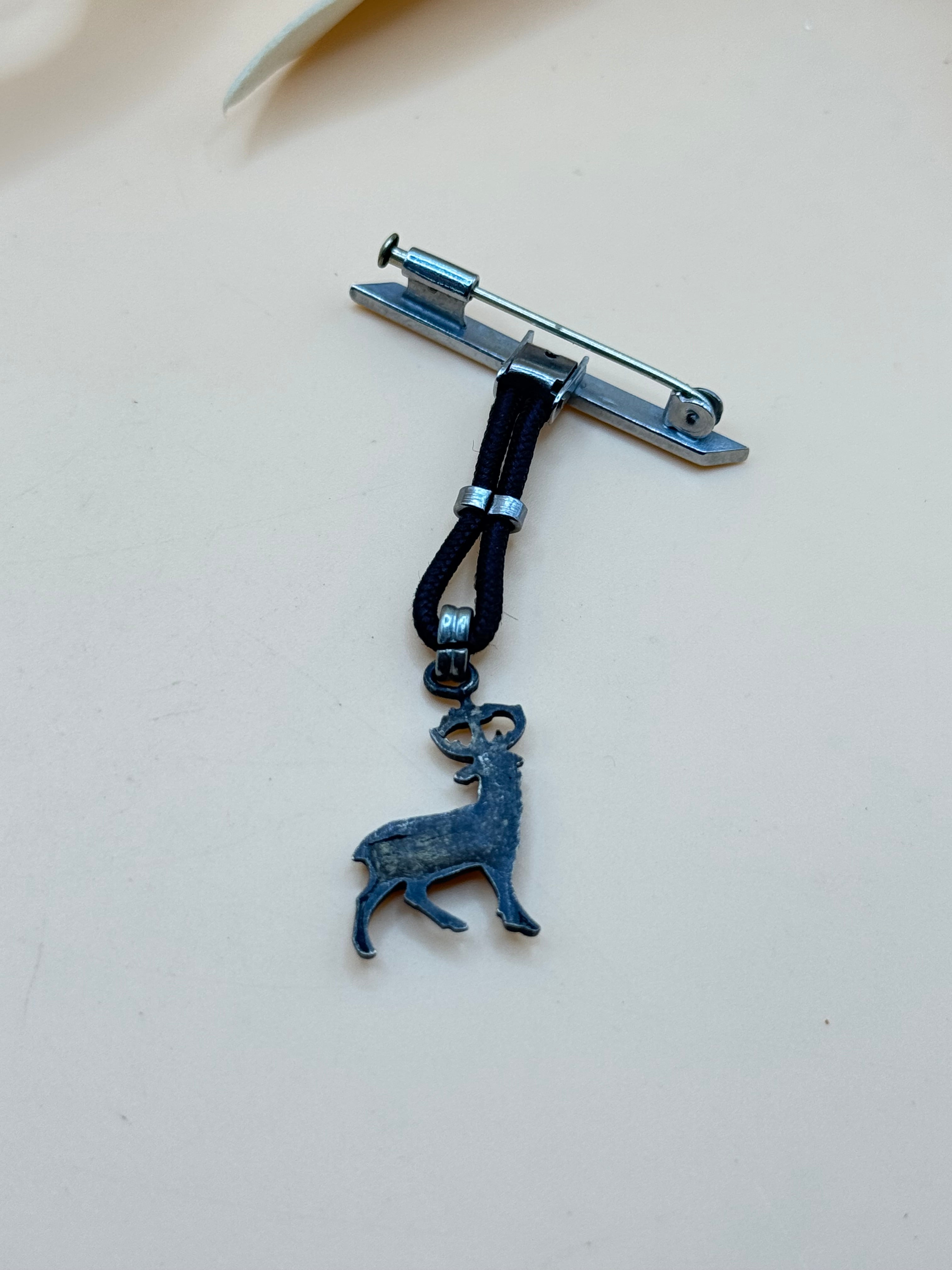 Vintage Silver Tone Stag Deer Dangle Bar Brooch