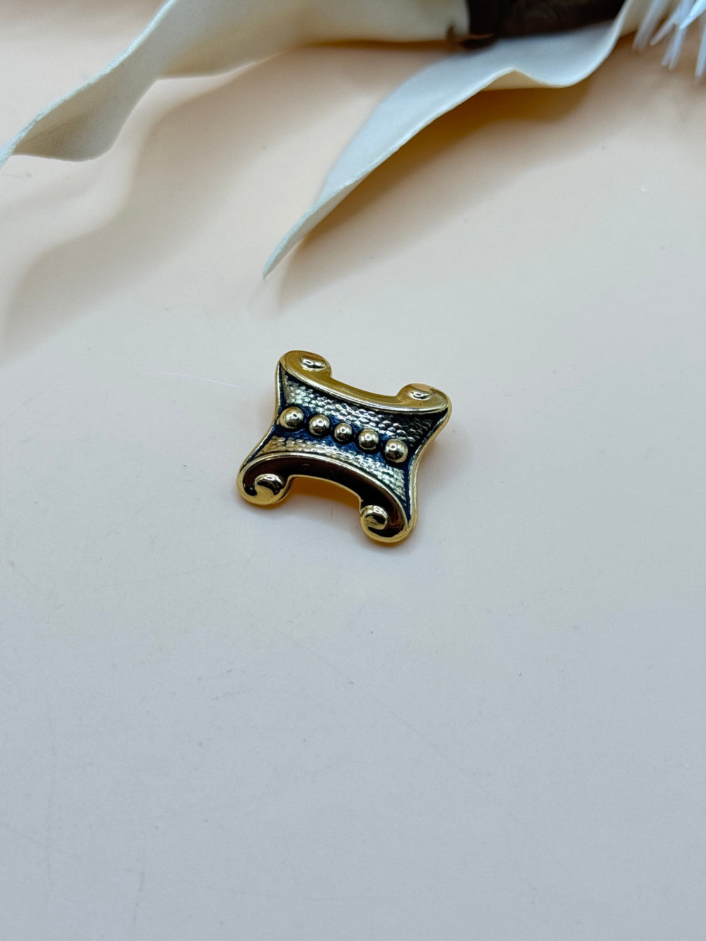 Vintage Gold Tone Geometric Scroll Brooch