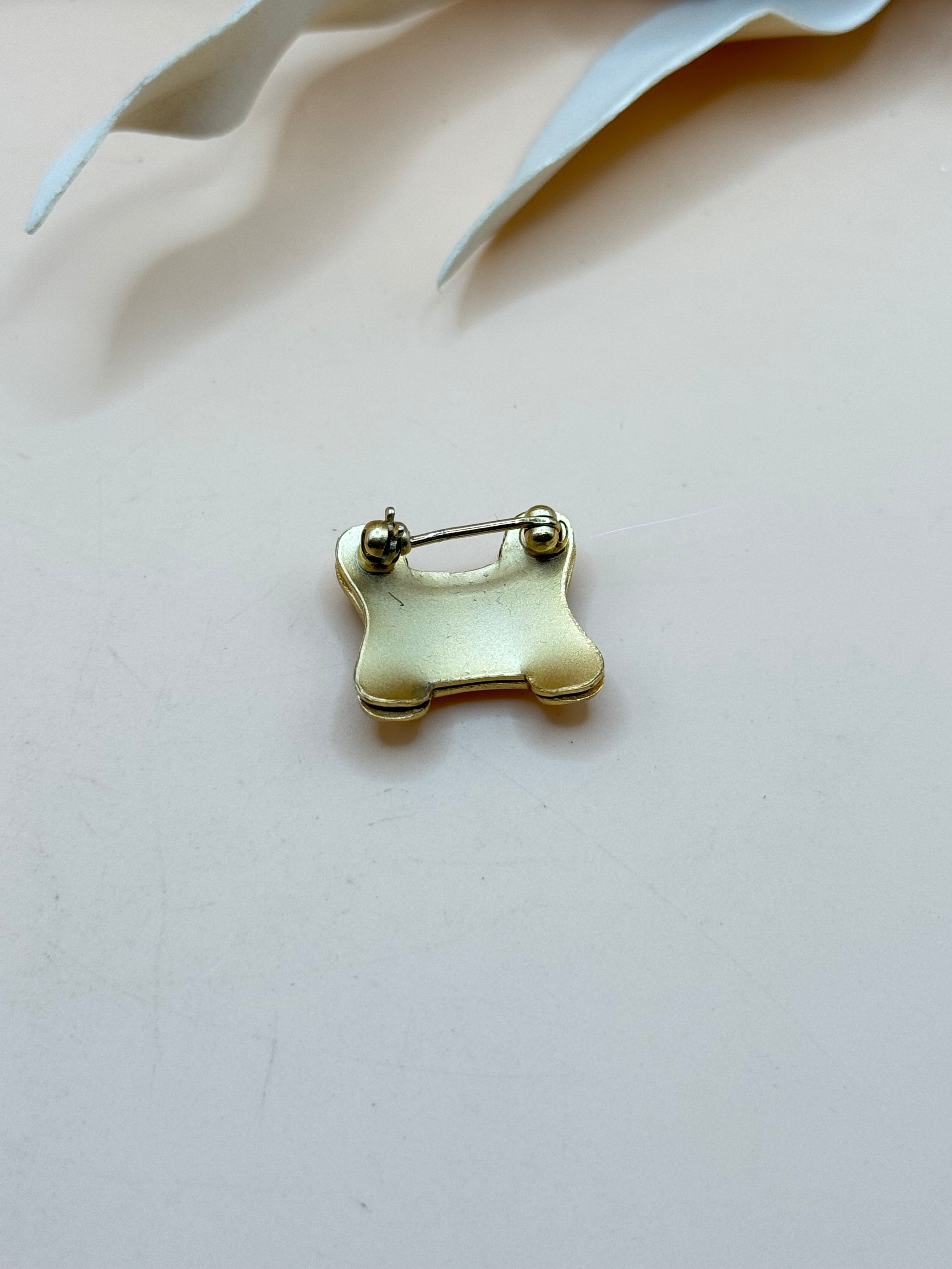 Vintage Gold Tone Geometric Scroll Brooch