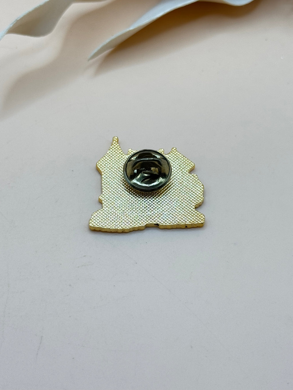 Gold Tone Enamel Victorian House Lapel Pin