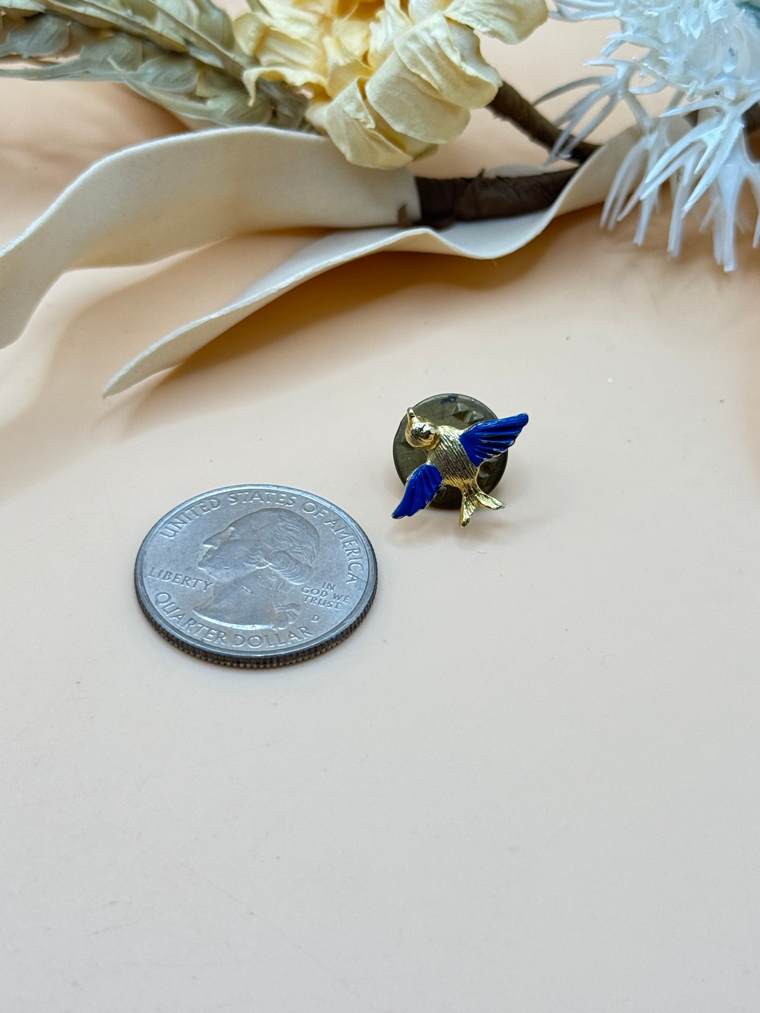 Vintage Gold Tone Blue Enamel Flying Bird Lapel Pin