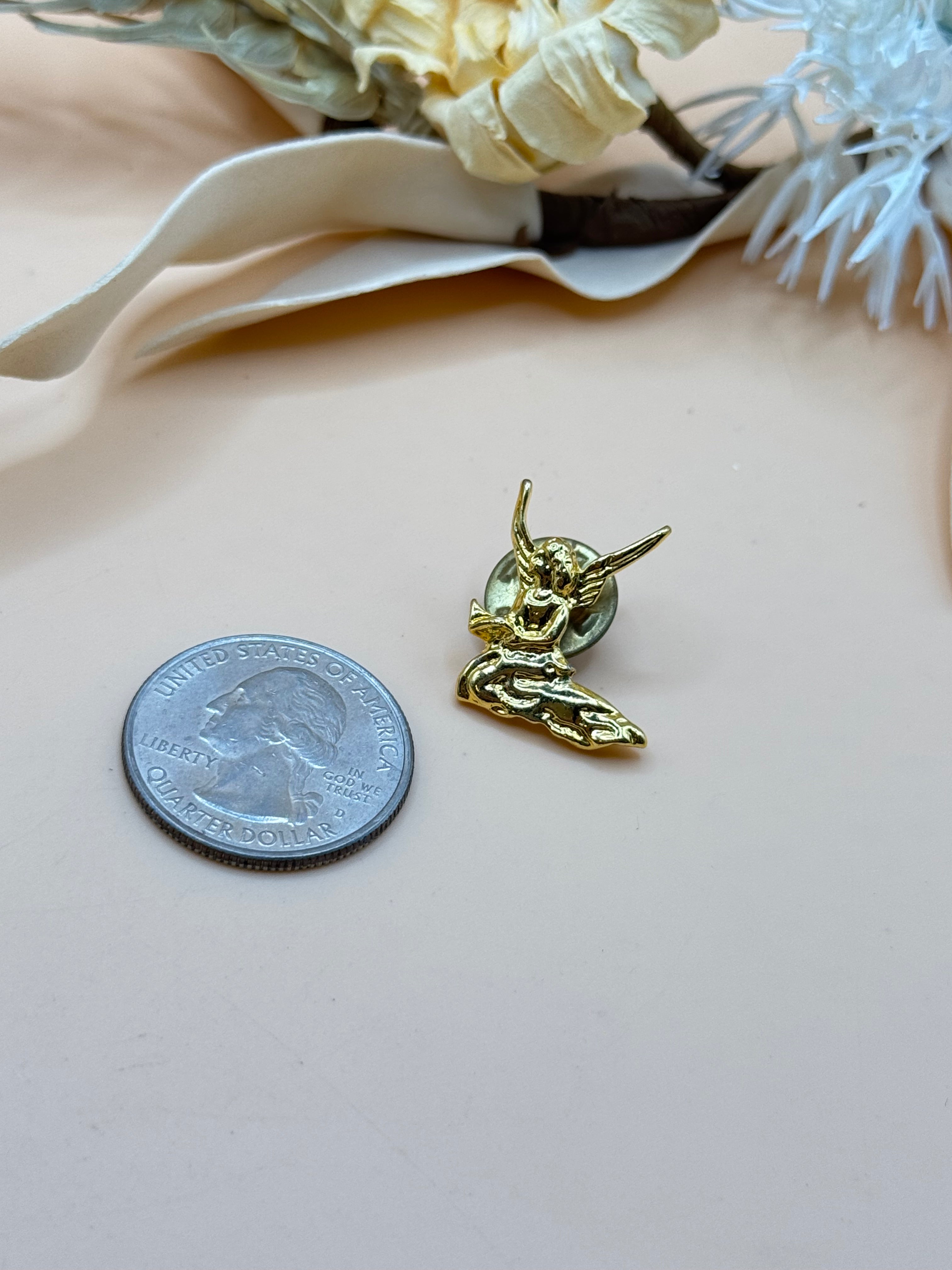 Gold Tone Angel Lapel Pin