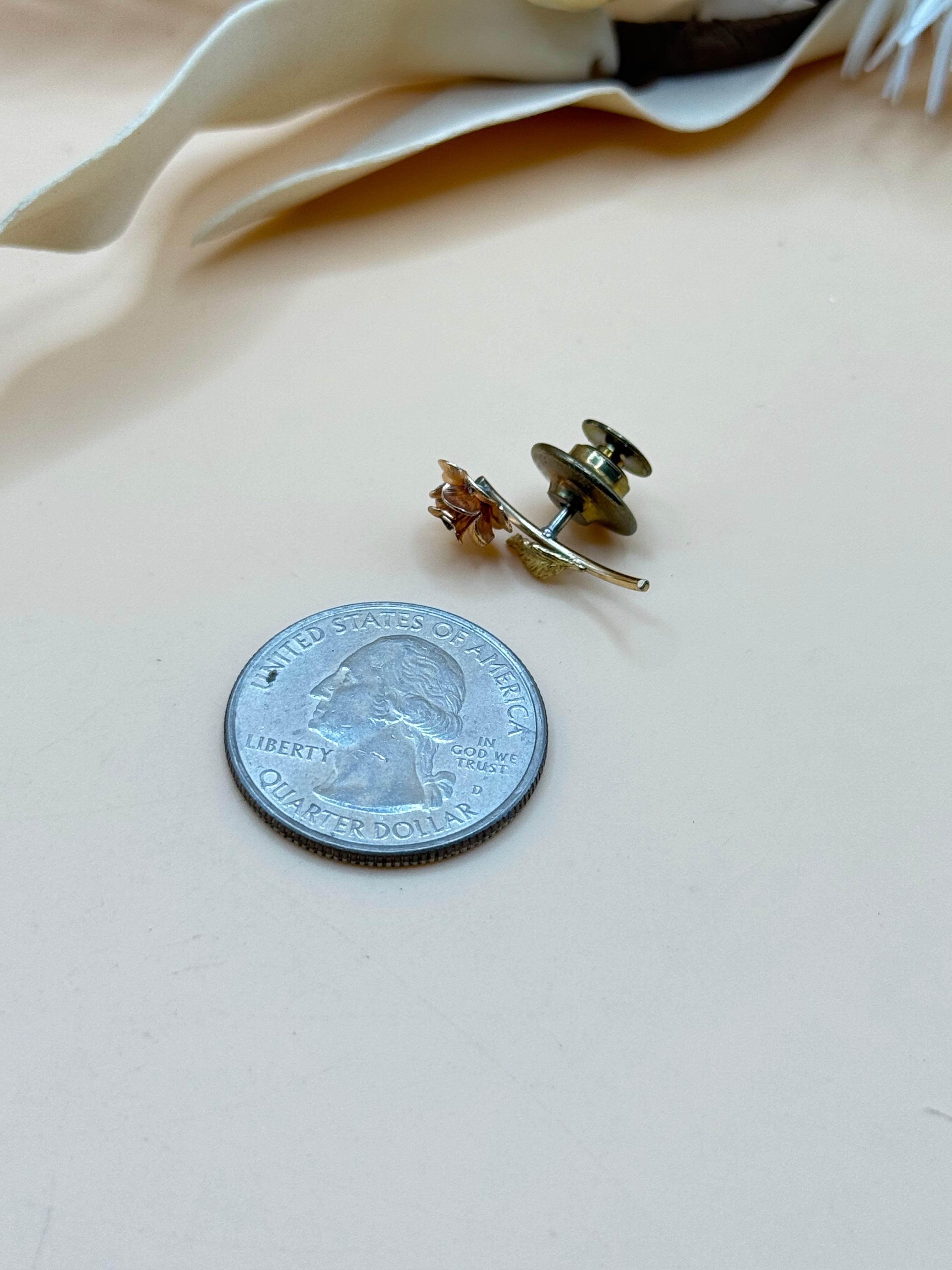 Vintage Gold Tone Rose Flower Lapel Pin with Copper Tone Bloom