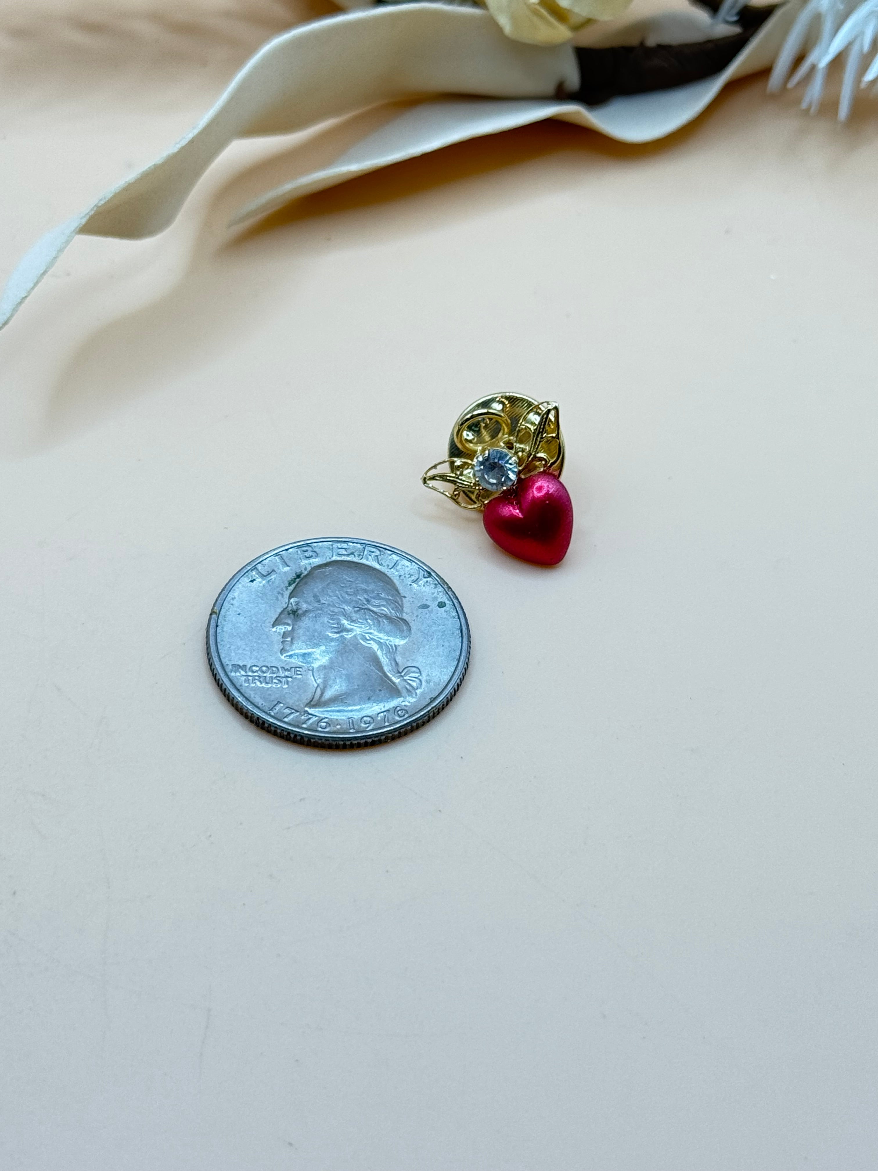 Gold Tone Angel Red Heart Clear Rhinestone Lapel Pin