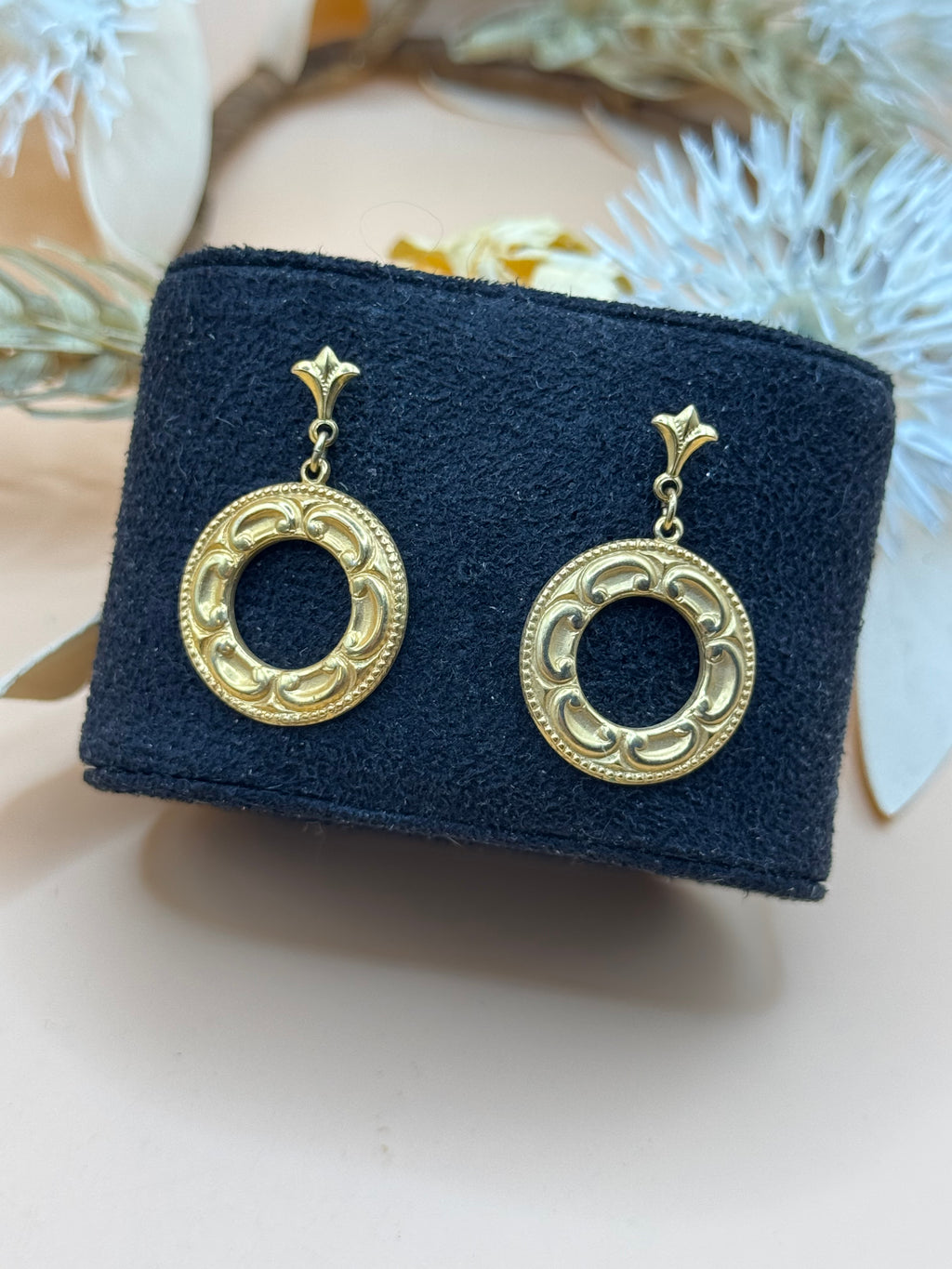 Vintage Gold Tone Ornate Open Circle Dangle Pierced Earrings