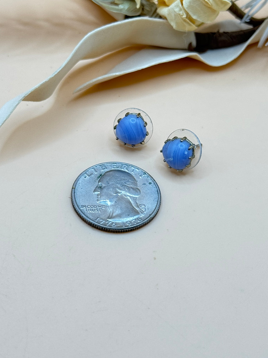 Blue Swirled Round Stud Pierced Earrings