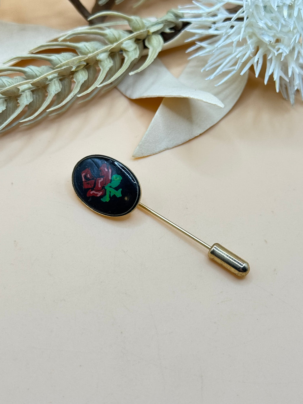 Gold Tone Black Oval Asian Character Stick Pin
