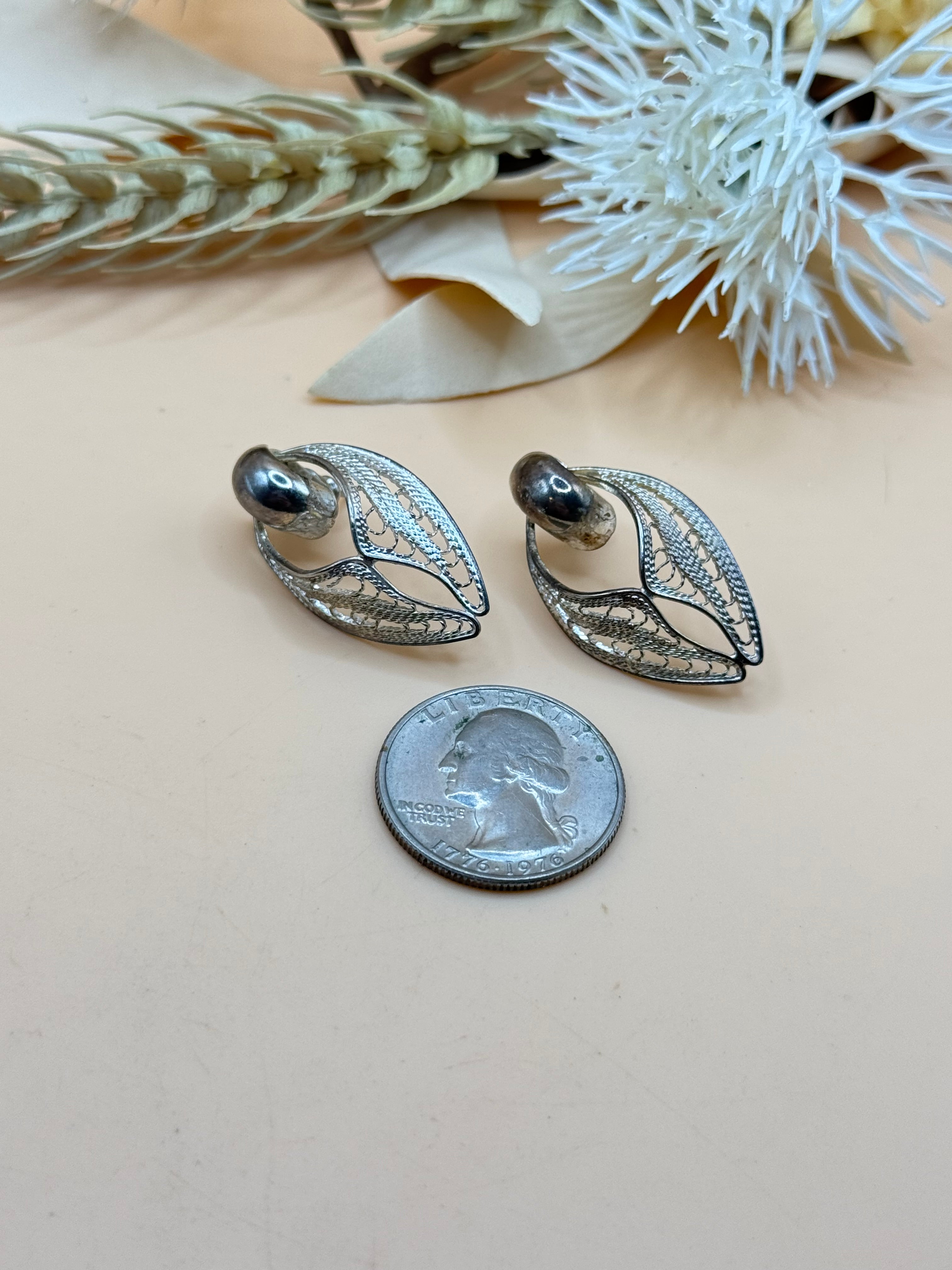 Vintage Silver Tone Openwork Leaf Dangle Earrings