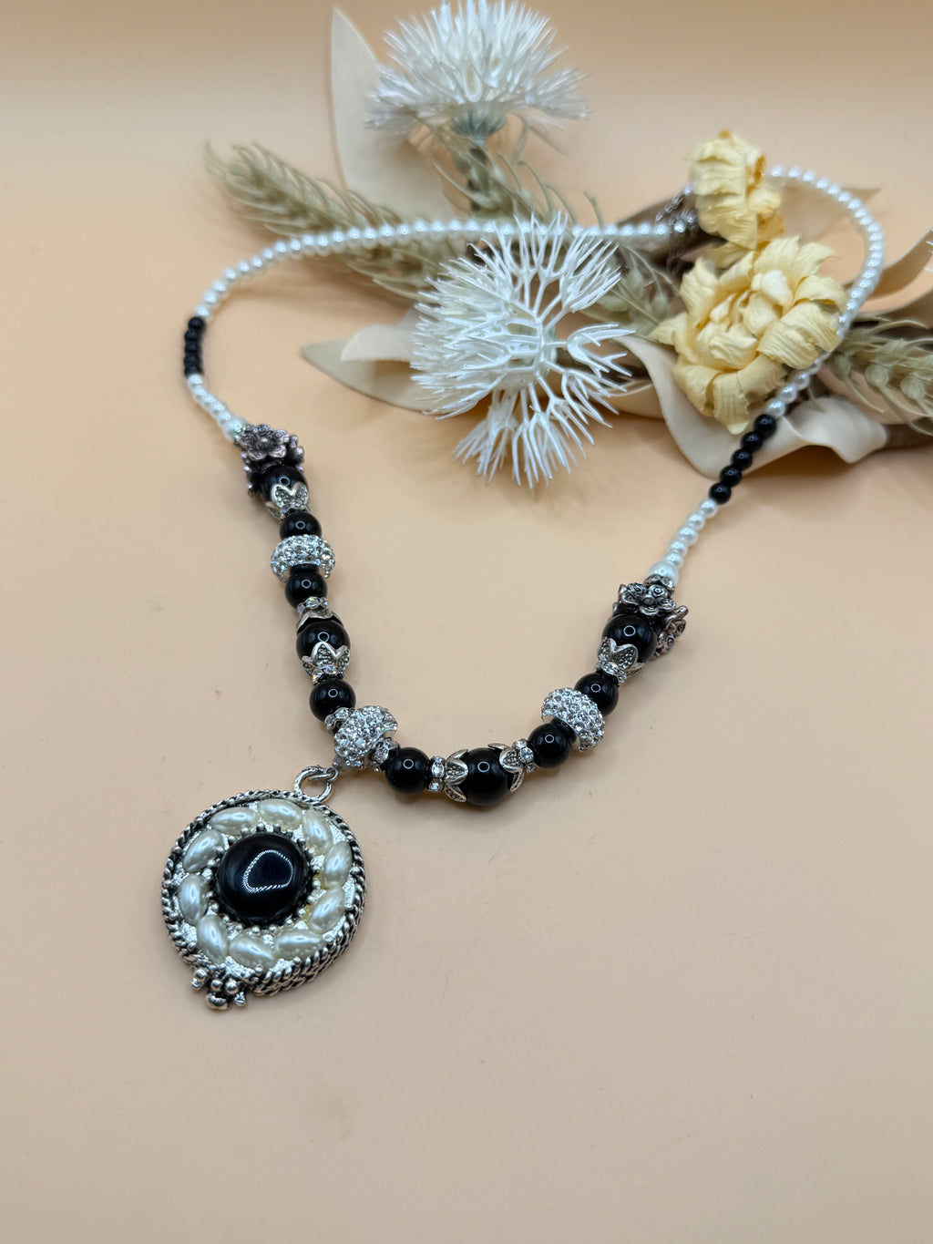 Black & White Faux Pearl Rhinestone Pendant Necklace – 18 Inch