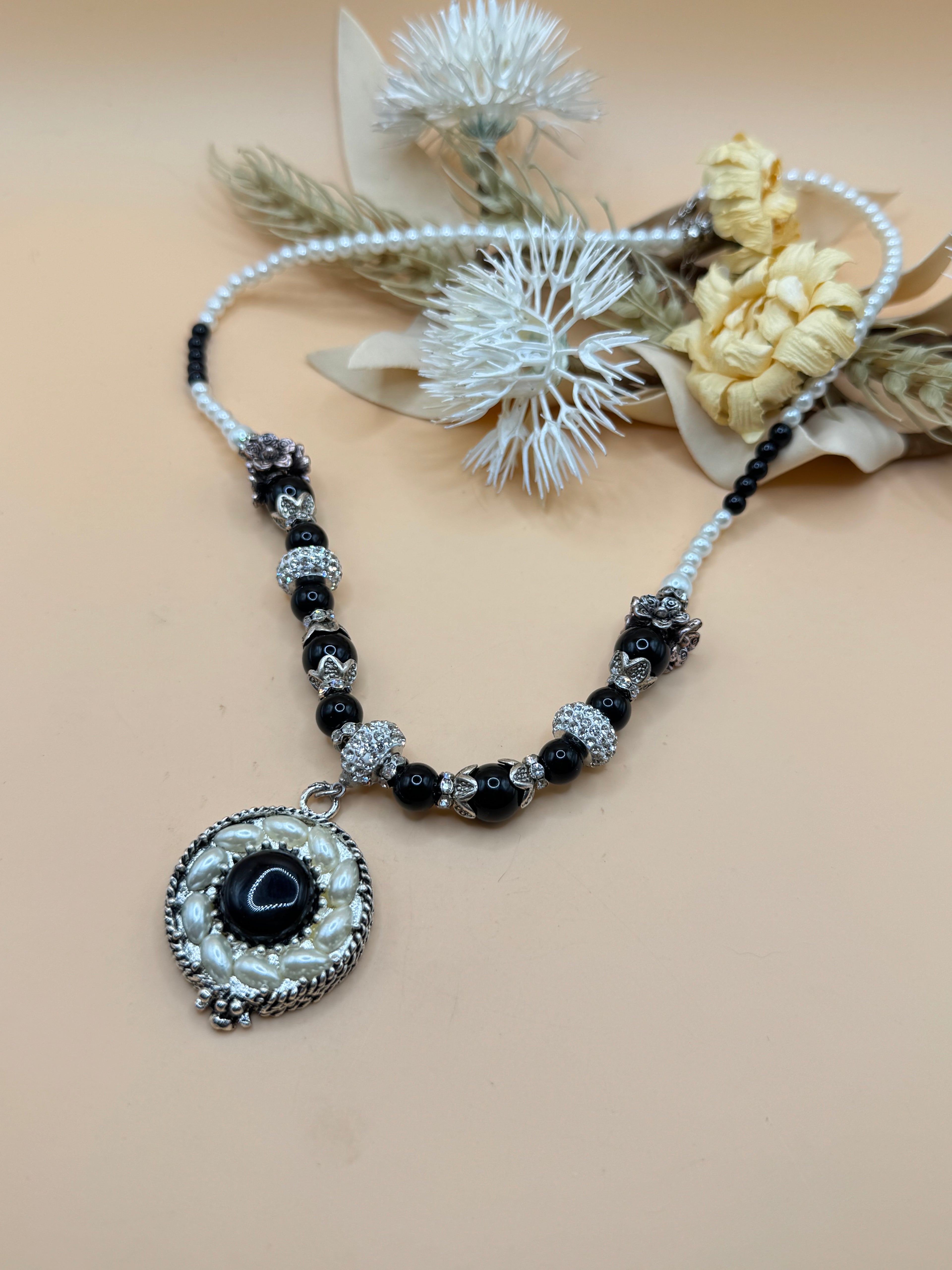 Black & White Faux Pearl Rhinestone Pendant Necklace – 18 Inch