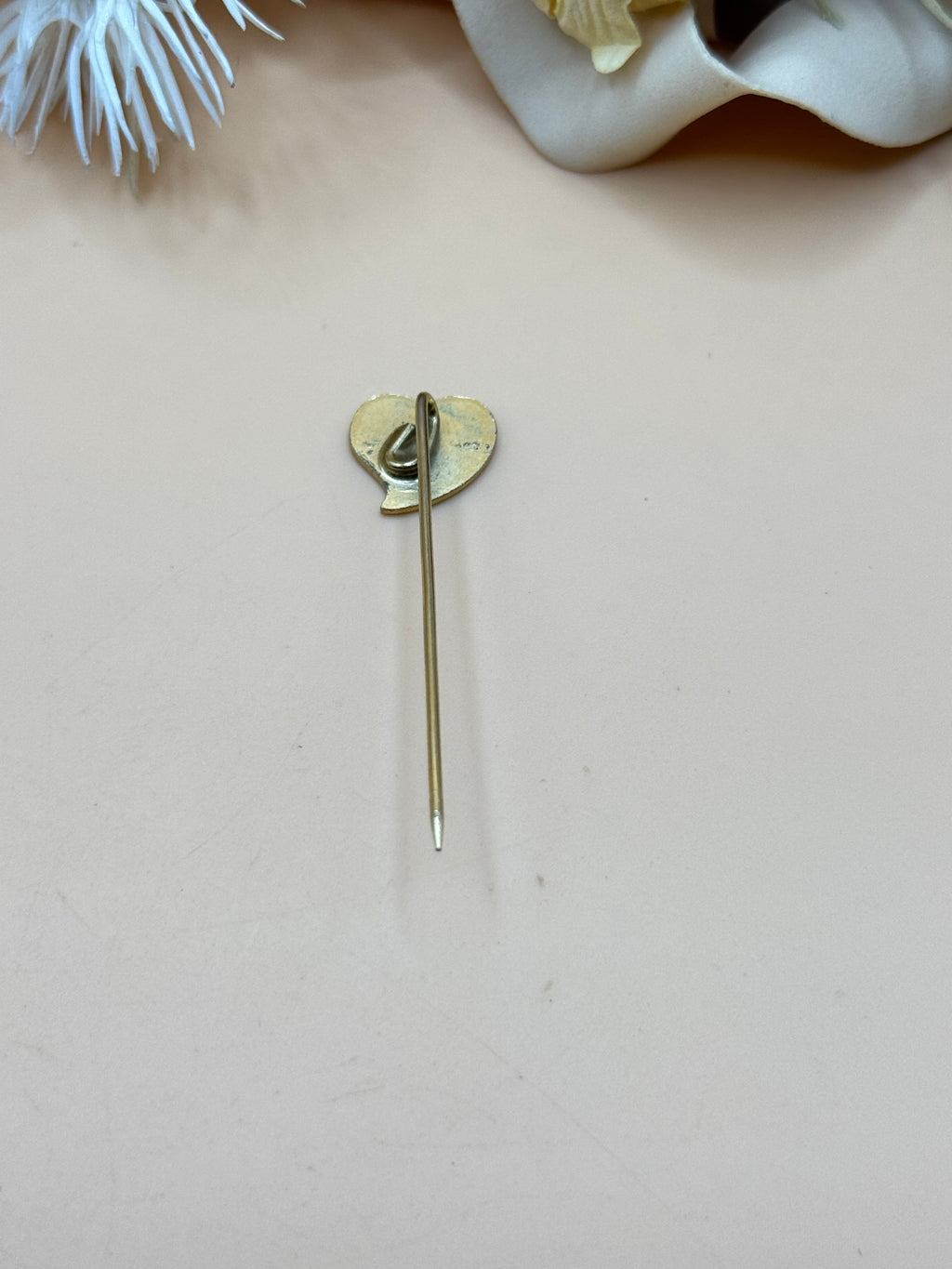 Vintage Gold Tone Floral Heart Stick Pin