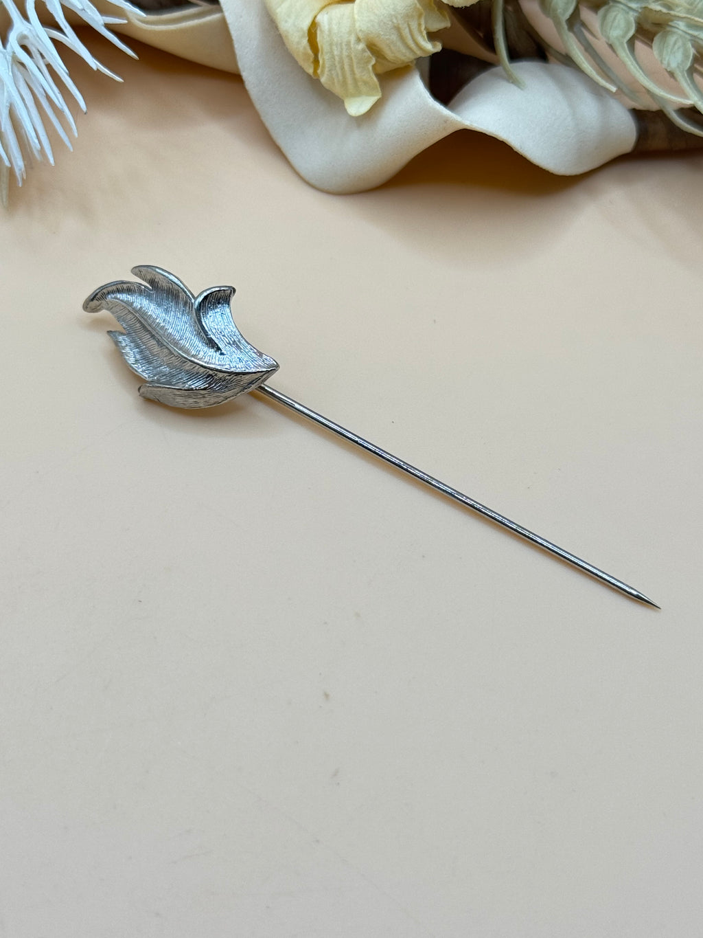 Vintage Silver Tone Textured Leaf Stick Pin