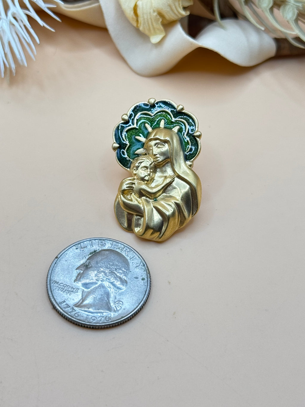 Avon Madonna & Child Gold Tone Green Enamel Religious Lapel Pin