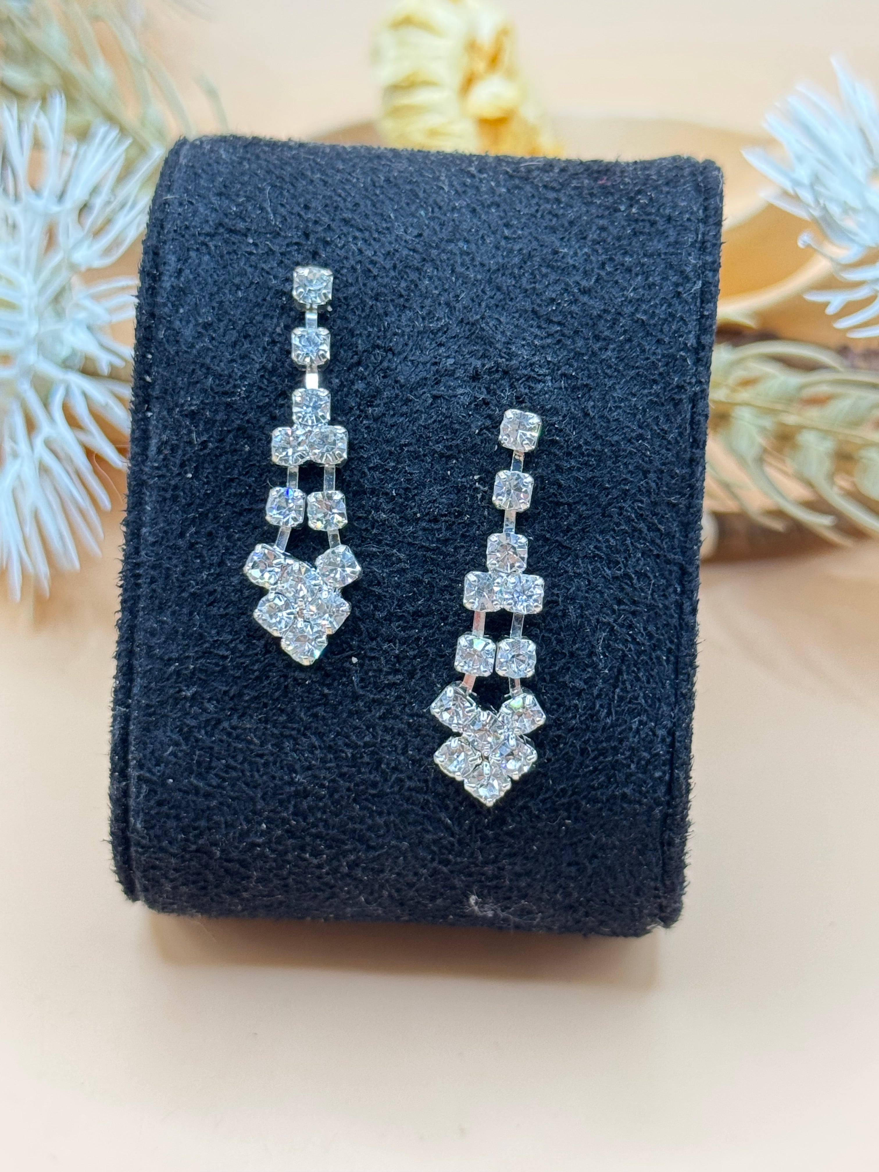Clear Rhinestone Geometric Dangle Earrings