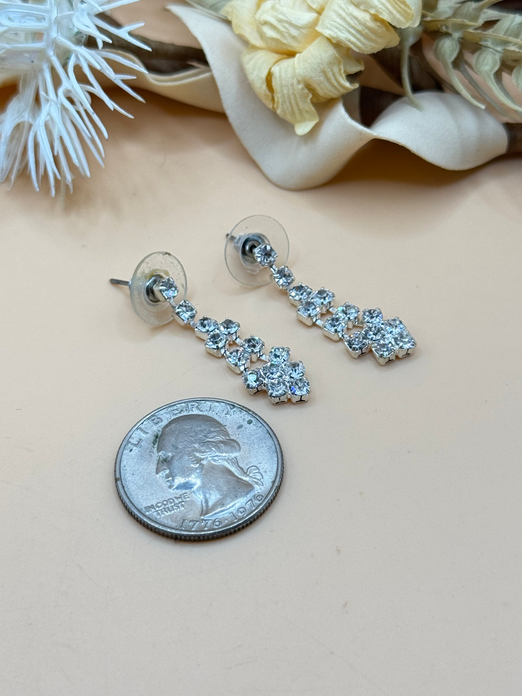Clear Rhinestone Geometric Dangle Earrings