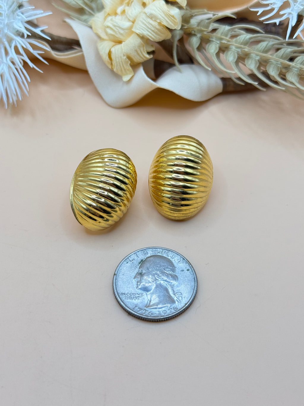 Vintage Gold-Tone Ribbed Oval Pierced Earrings