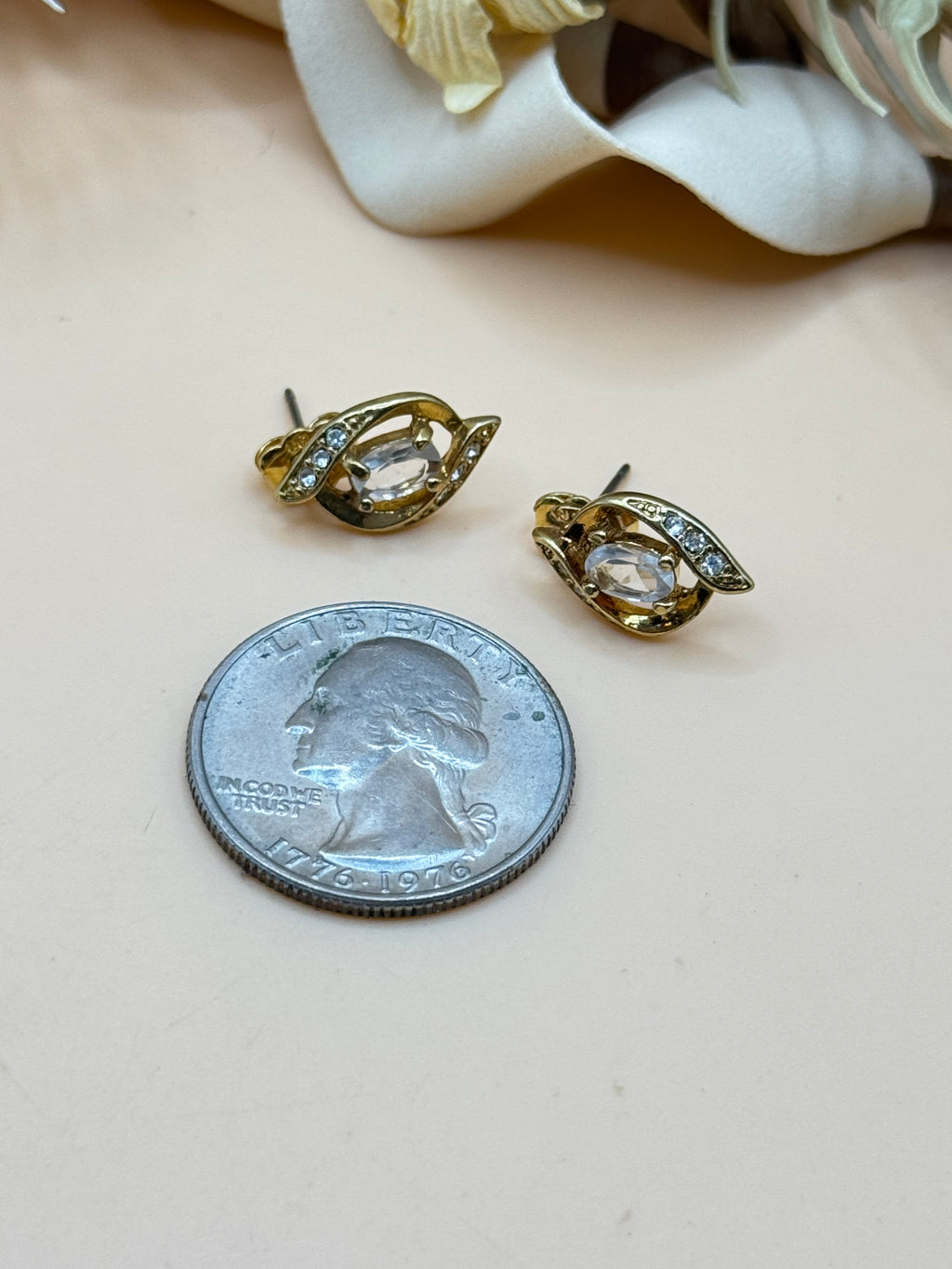 Avon SP Gold-Tone Clear Rhinestone Swirl Pierced Earrings