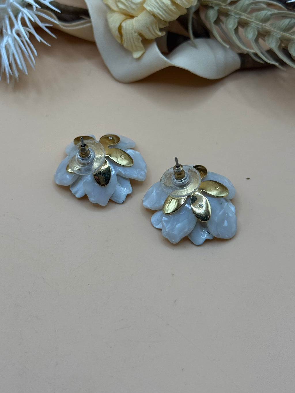 White Flower Gold-Tone Pierced Statement Earrings