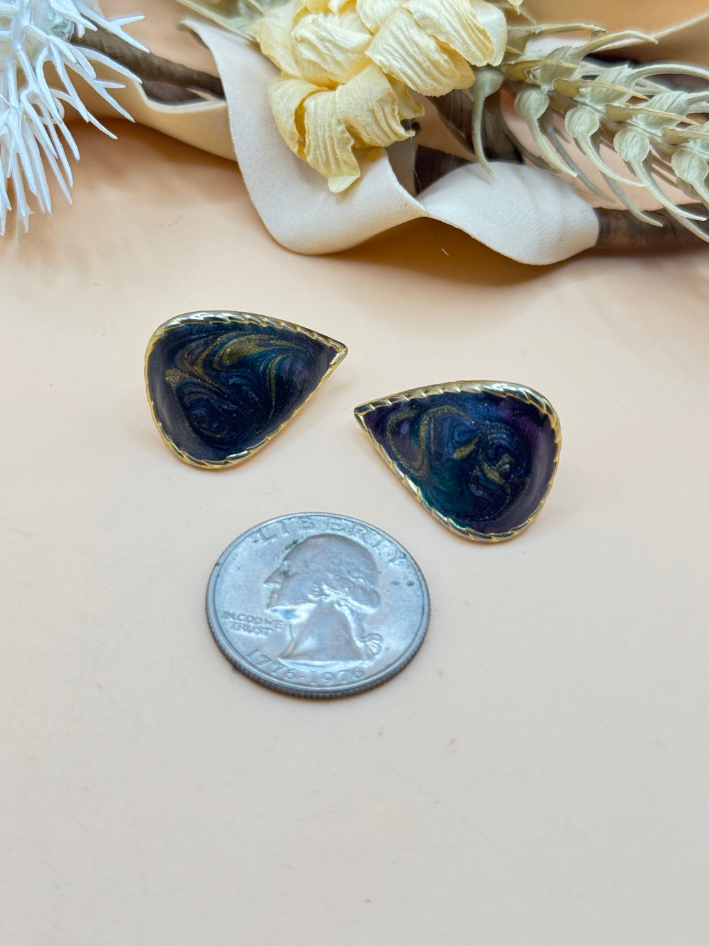 Vintage Purple Swirl Enamel Gold Tone Teardrop Post Earrings