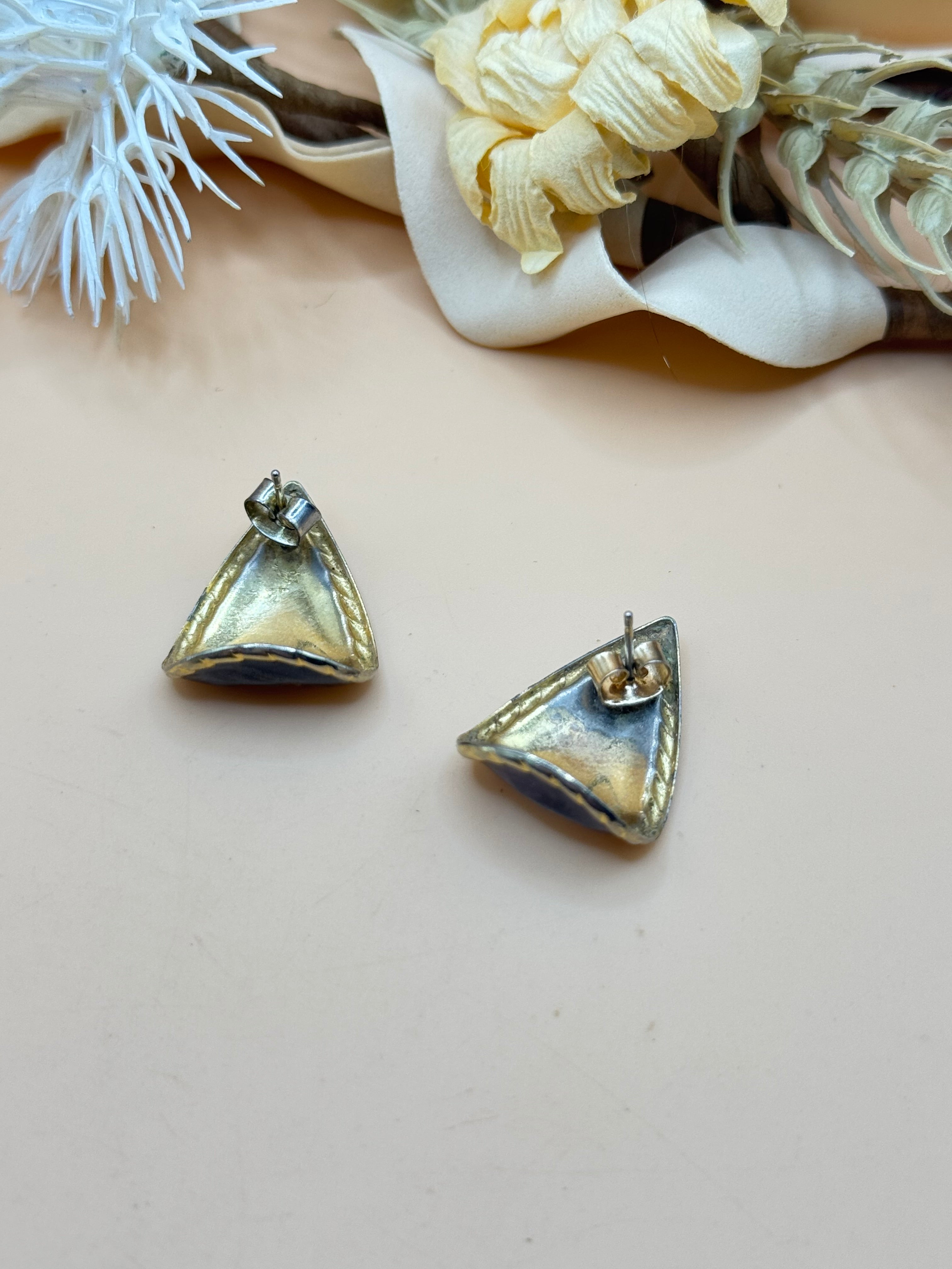 Vintage Purple Swirl Enamel Gold Tone Teardrop Post Earrings