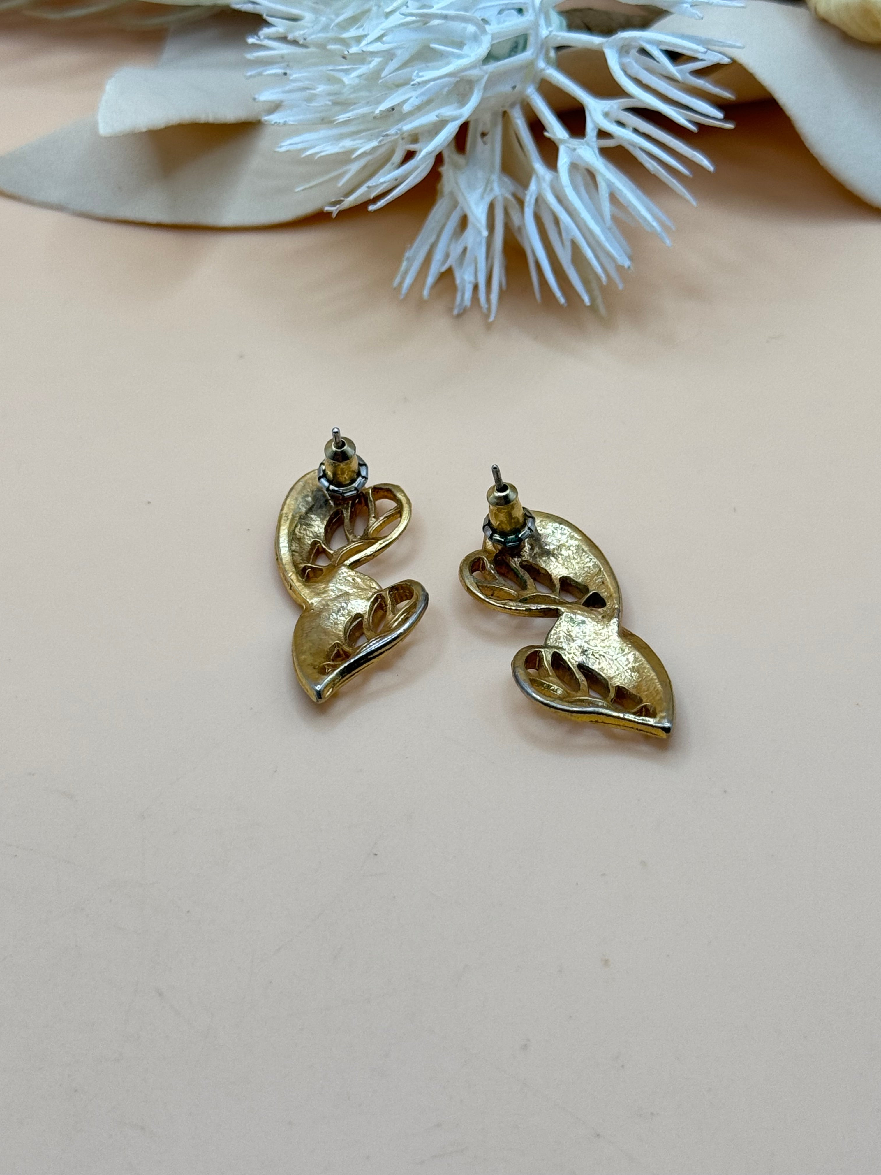 Pink Black & Gold Tone Leaf Drop Stud Earrings