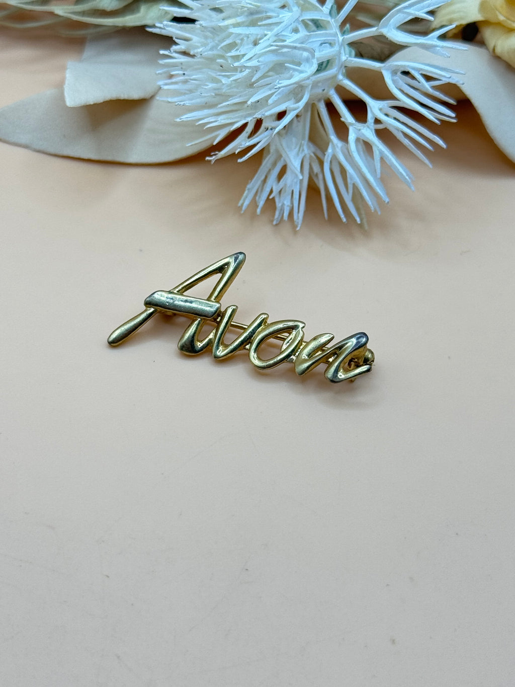 Vintage Avon Gold Tone Script Name Brooch Pin
