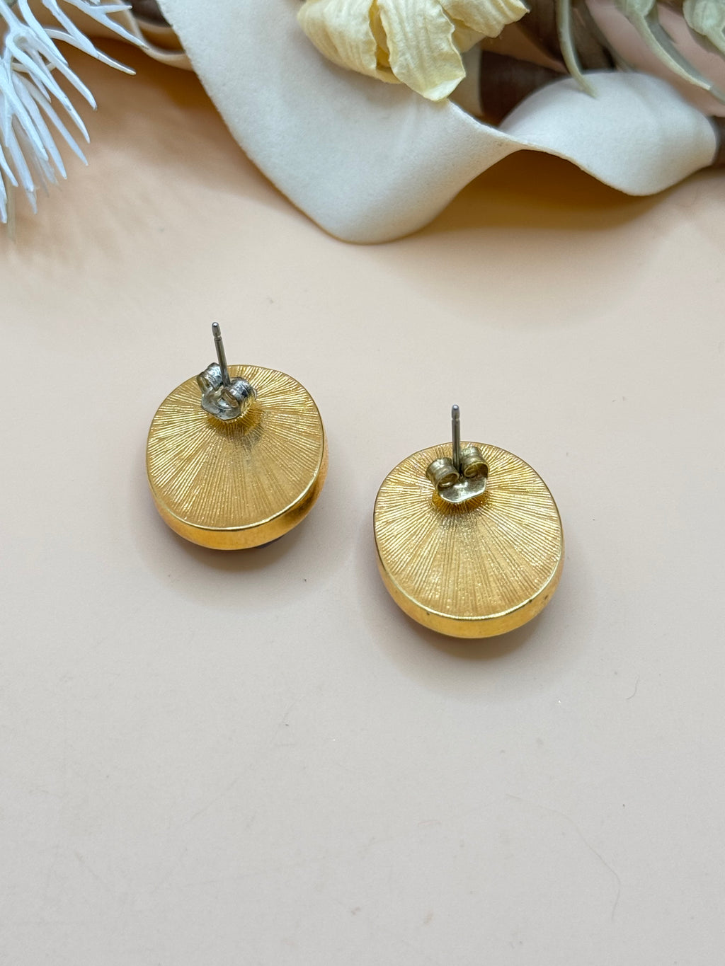 Vintage Gold Tone Purple Floral Carved Cabochon Oval Stud Earrings