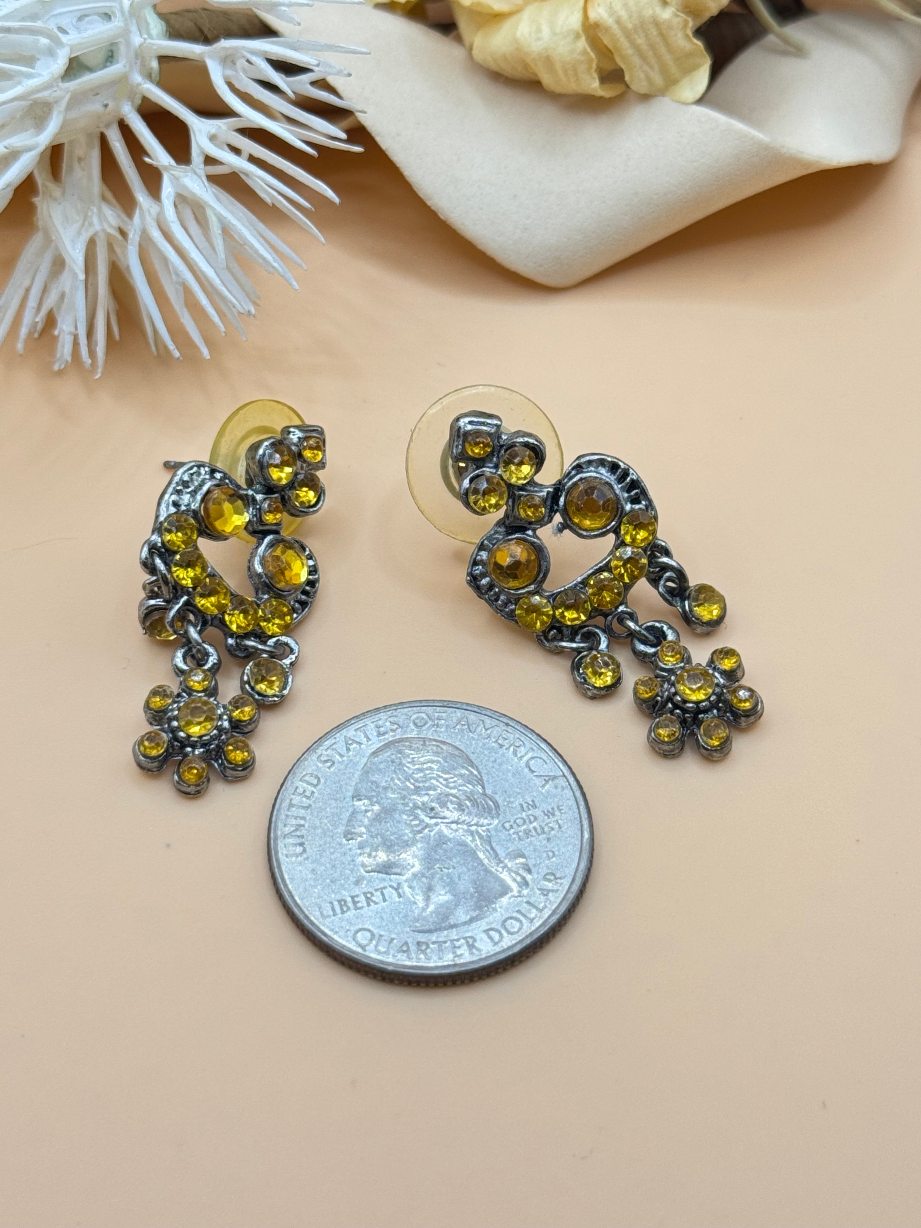 Vintage Silver Tone Topaz Yellow Rhinestone Chandelier Dangle Earrings