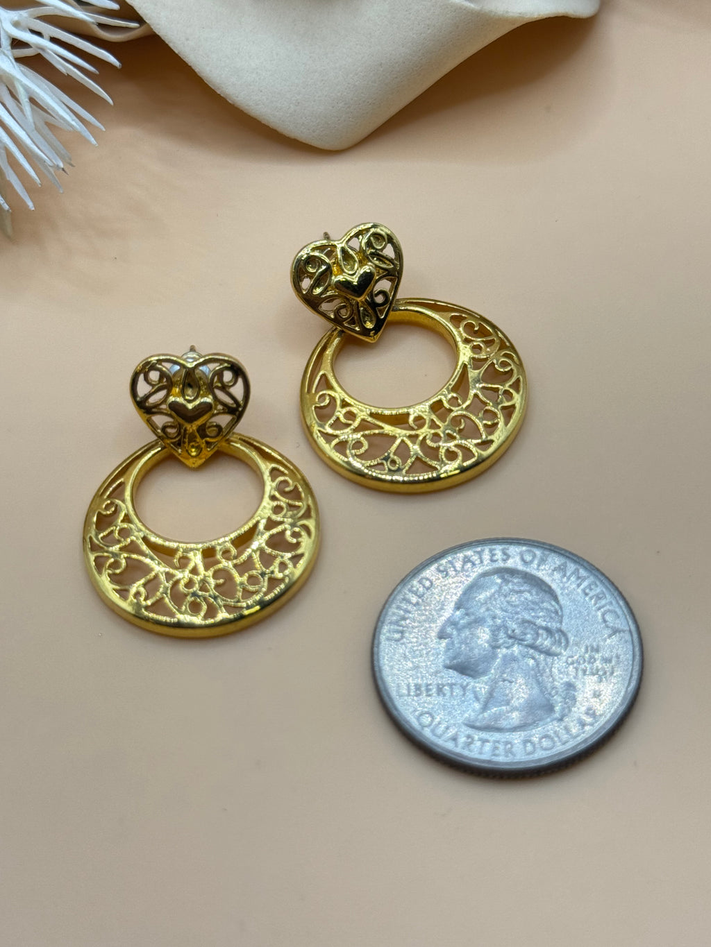 Gold Tone Filigree Heart Hoop Dangle Earrings Openwork Romantic Statement