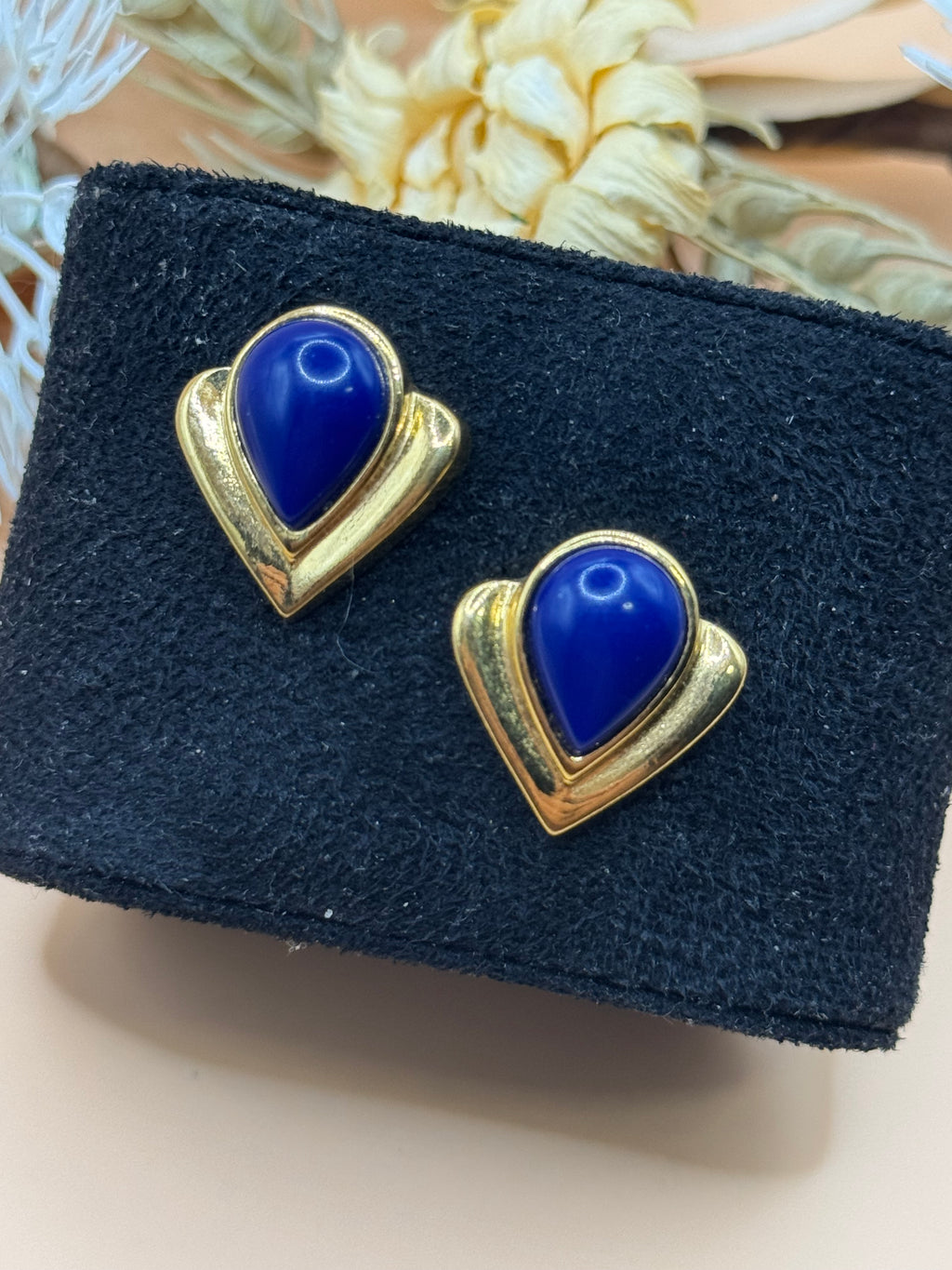 Vintage Gold Tone Cobalt Blue Teardrop Cabochon Statement Stud Earrings