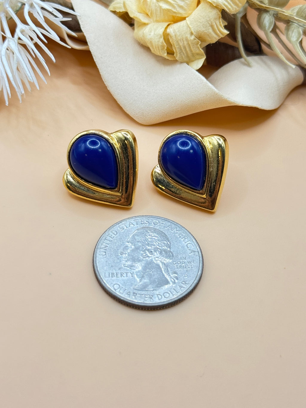 Vintage Gold Tone Cobalt Blue Teardrop Cabochon Statement Stud Earrings