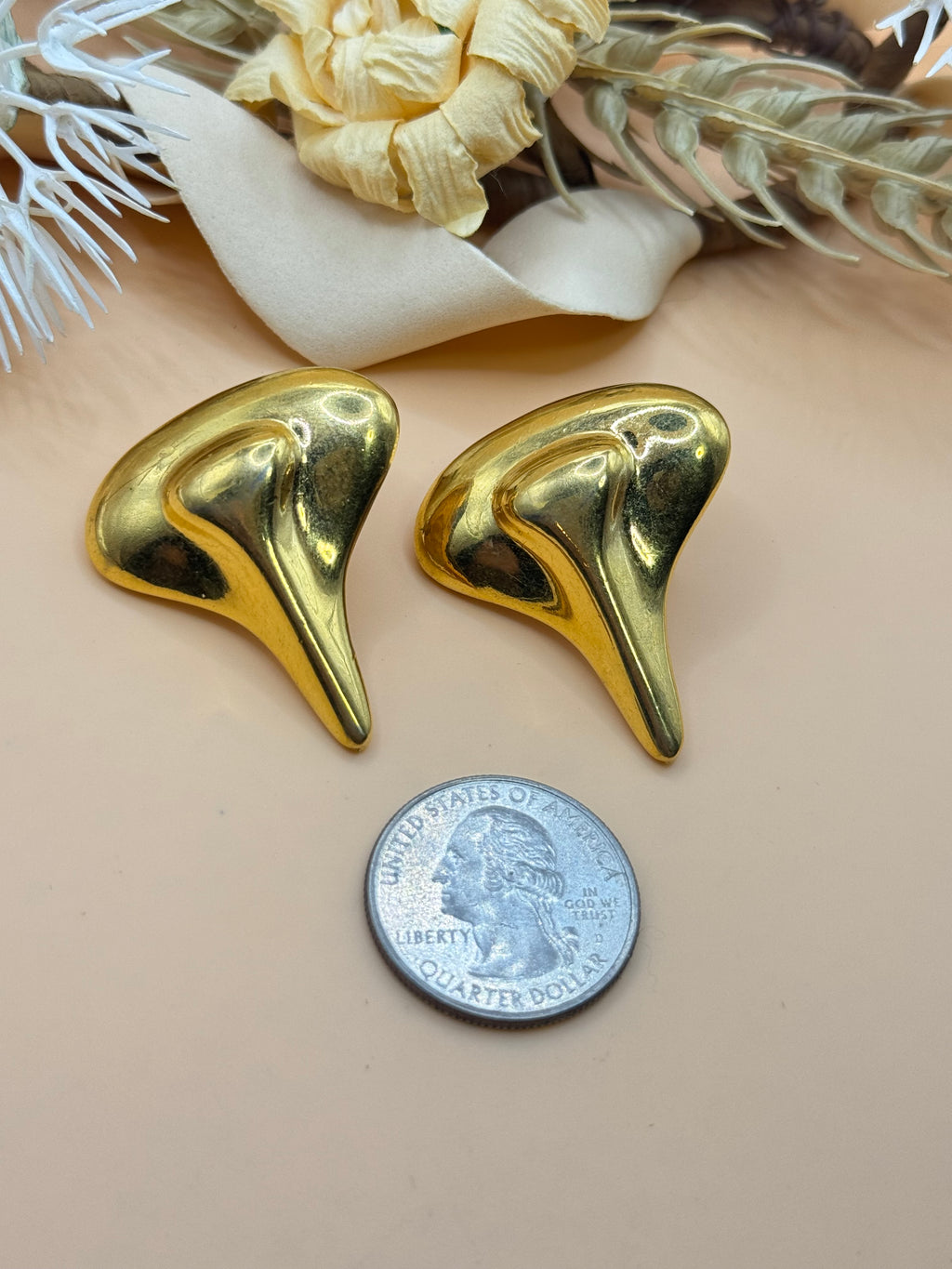 Vintage Liz Claiborne Gold Tone Abstract Statement Stud Earrings Modernist