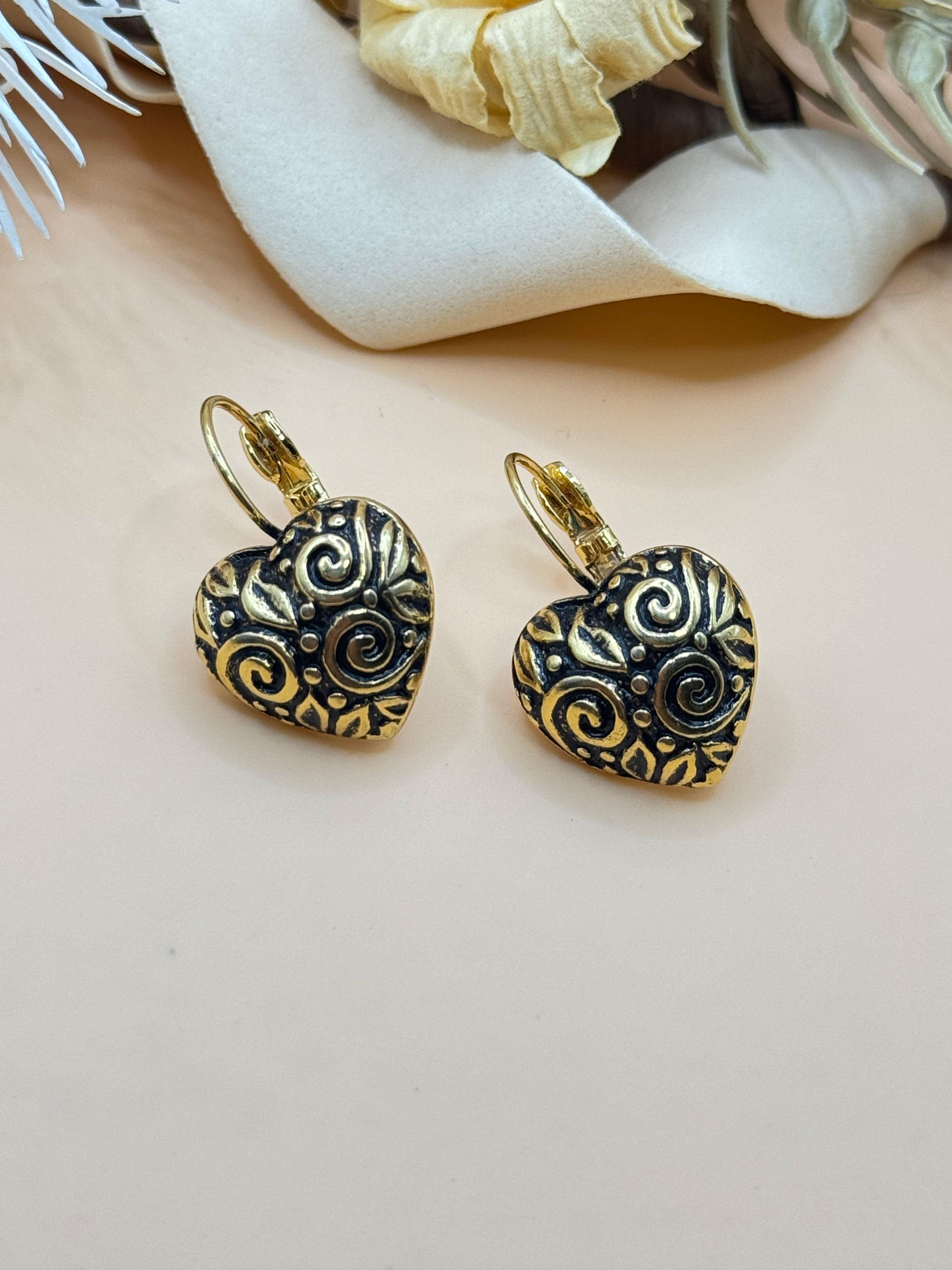 1928 Heart Dangle Earrings Gold Tone Black Scroll Leverback Vintage Style