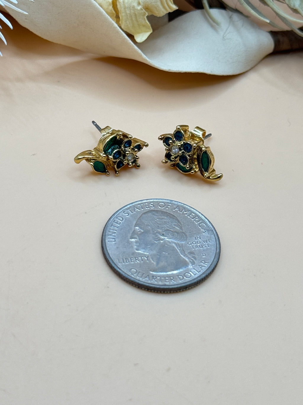 Avon Gold Tone Blue Rhinestone Flower Stud Earrings Green Enamel Leaves