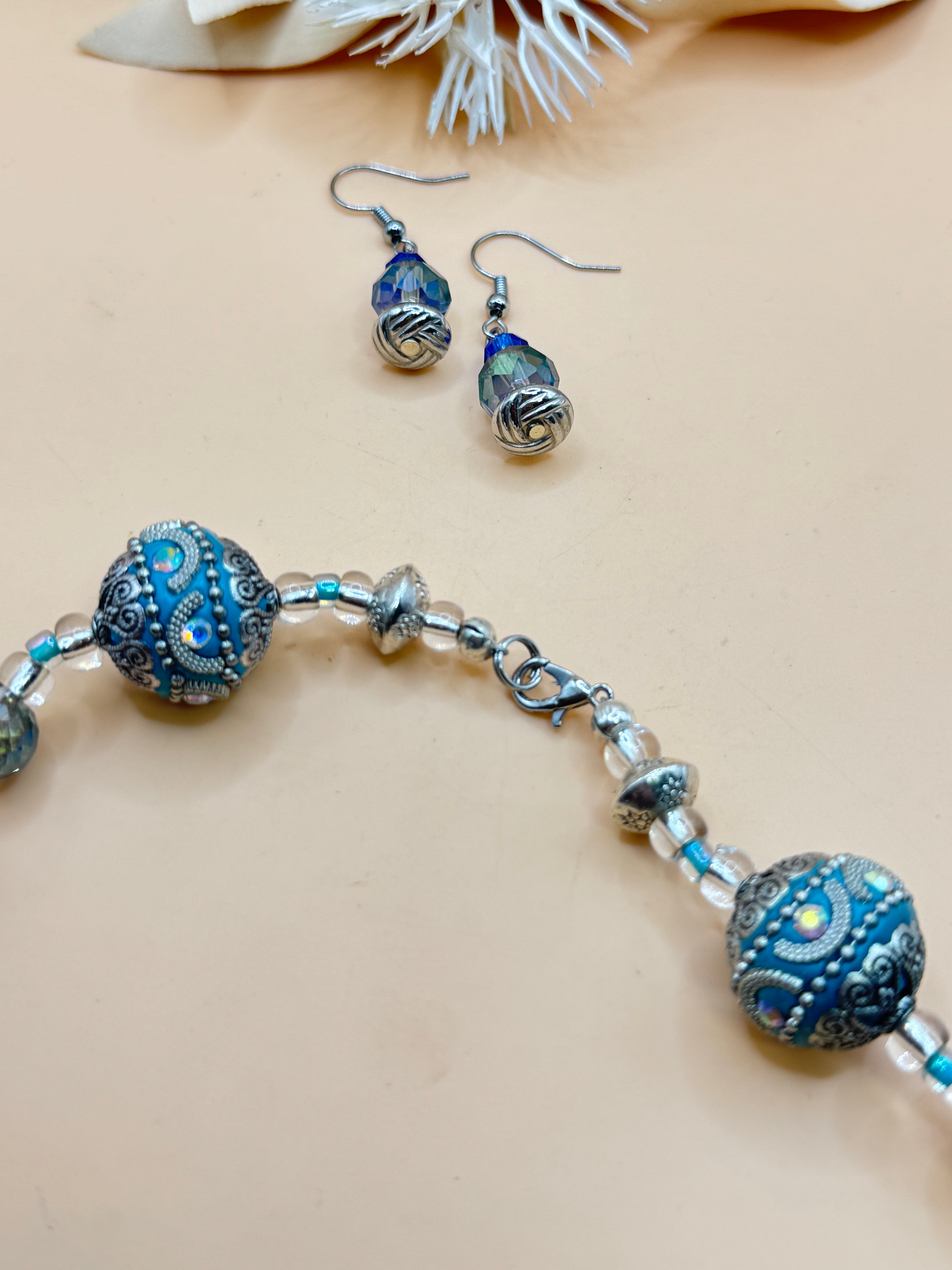 18” Blue Beaded Necklace & Matching Earrings Set Crystal Silver Tone Statement