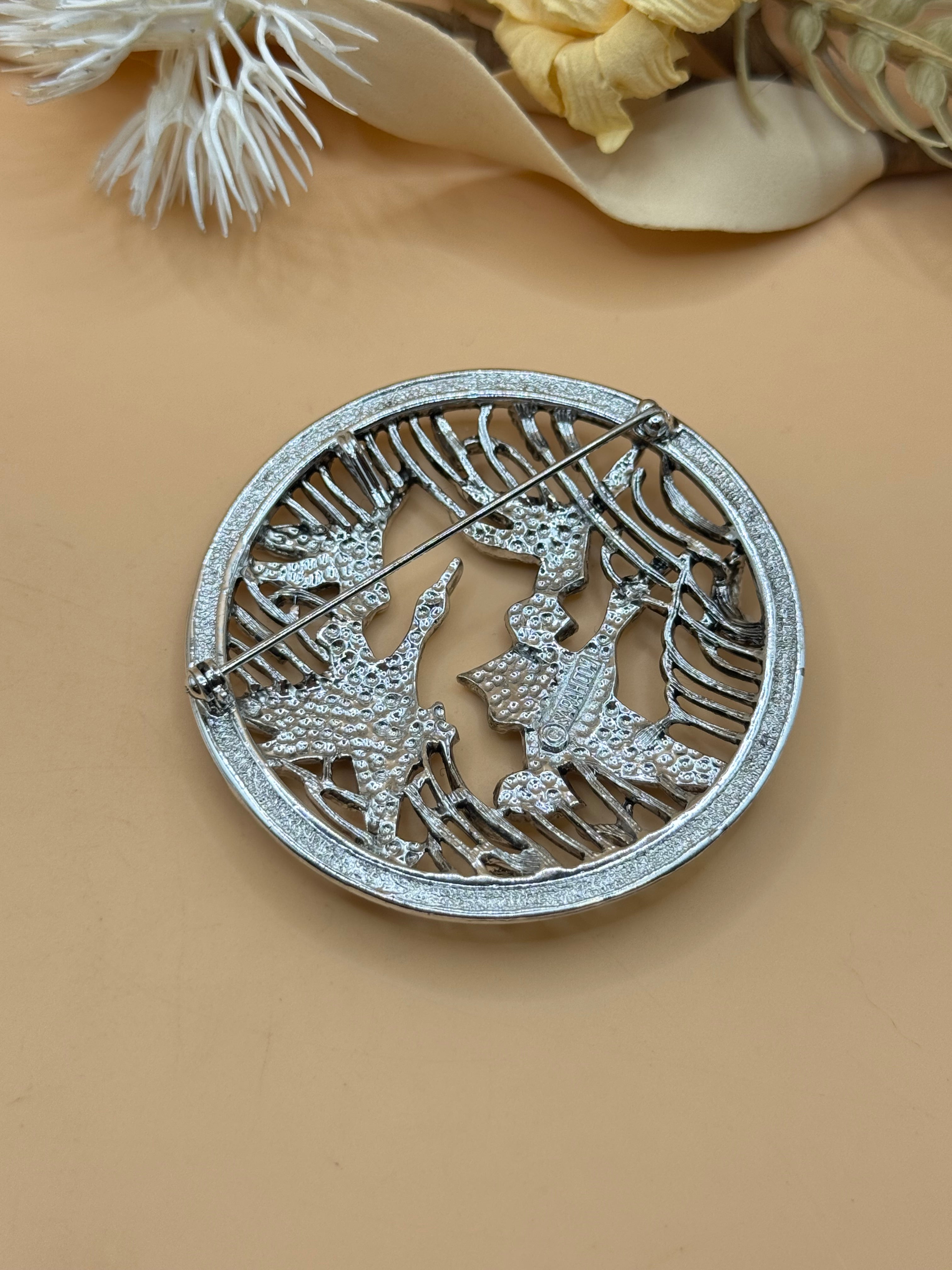Vintage Sarah Coventry Flying Geese Round Silver Tone Brooch Nature Bird Pin