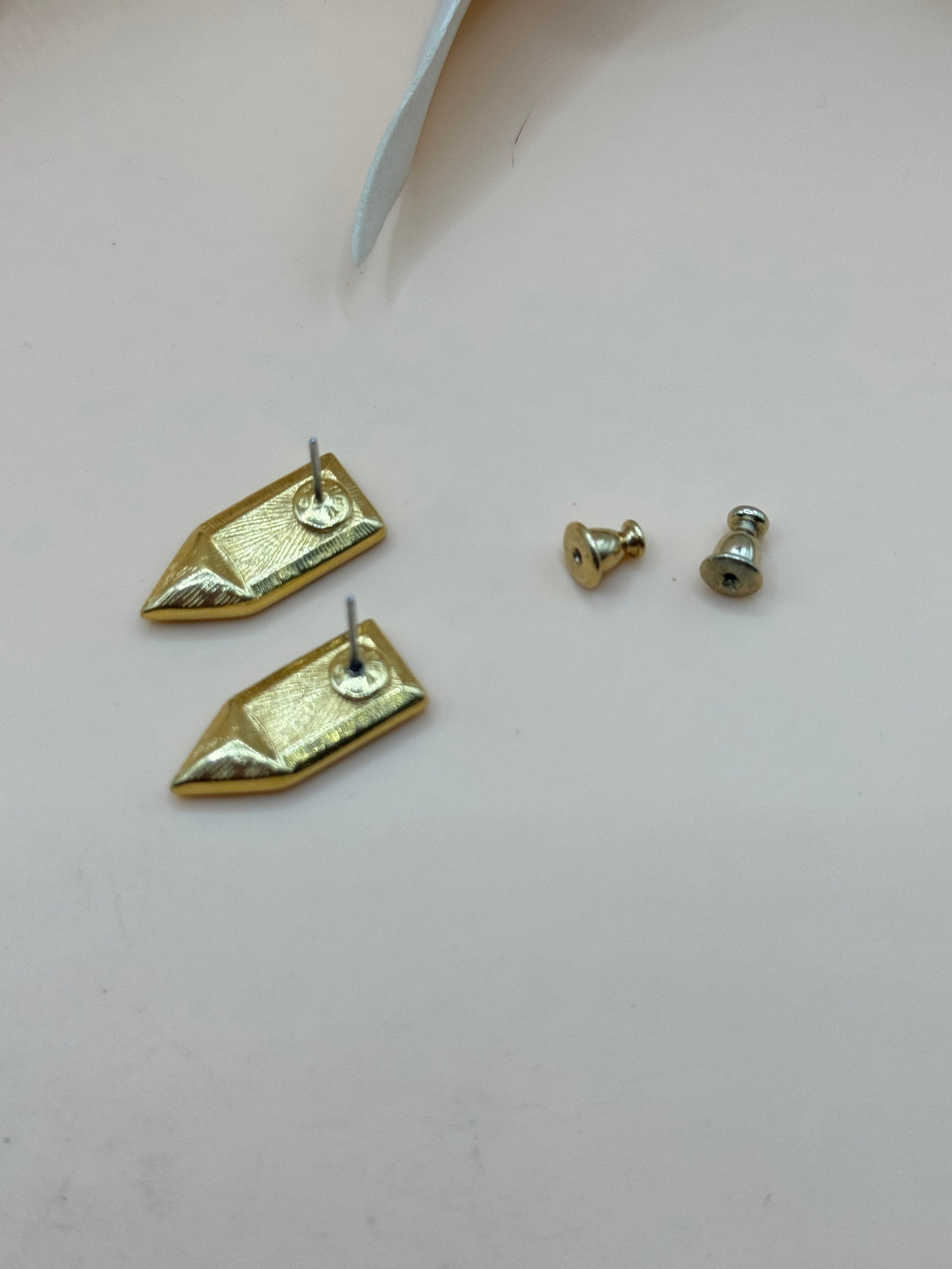 Vintage Monet Fuchsia Rhinestone Gold Tone Geometric Pierced Earrings