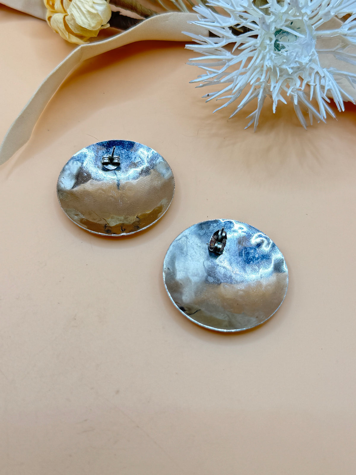 Vintage Silver Tone Round Textured Scale Pattern Statement Pierced Earrings