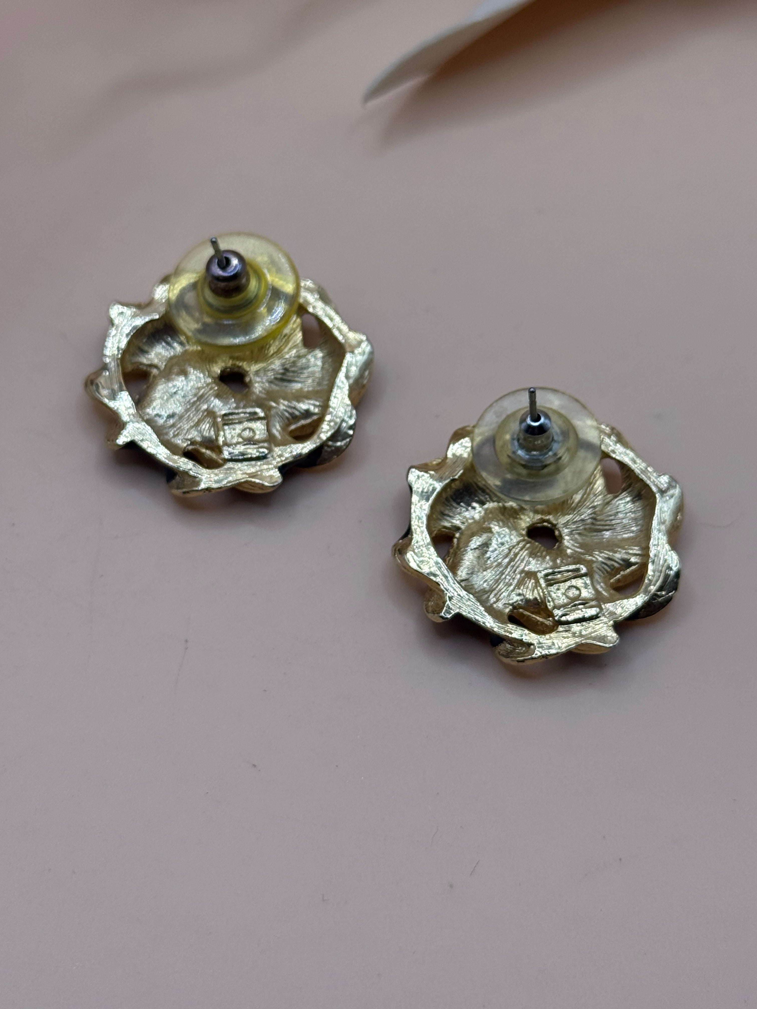 Vintage Gold Tone Black Enamel Ribbon Knot Stud Earrings Classic Statement