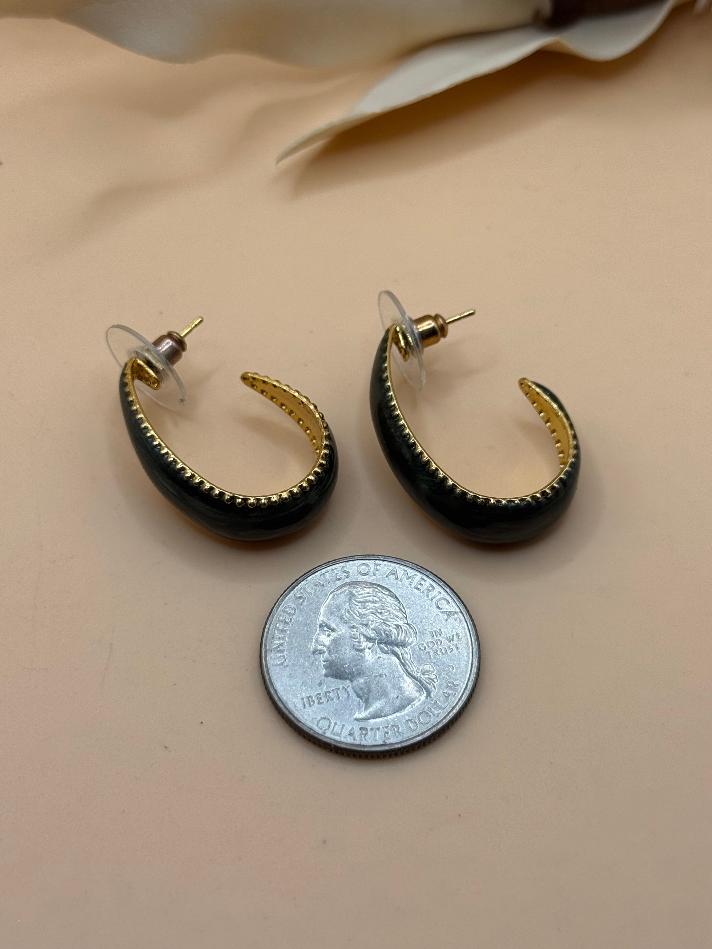 Dark Green Marbled Enamel Gold Tone Half Hoop Earrings Vintage Curved Statement Retro