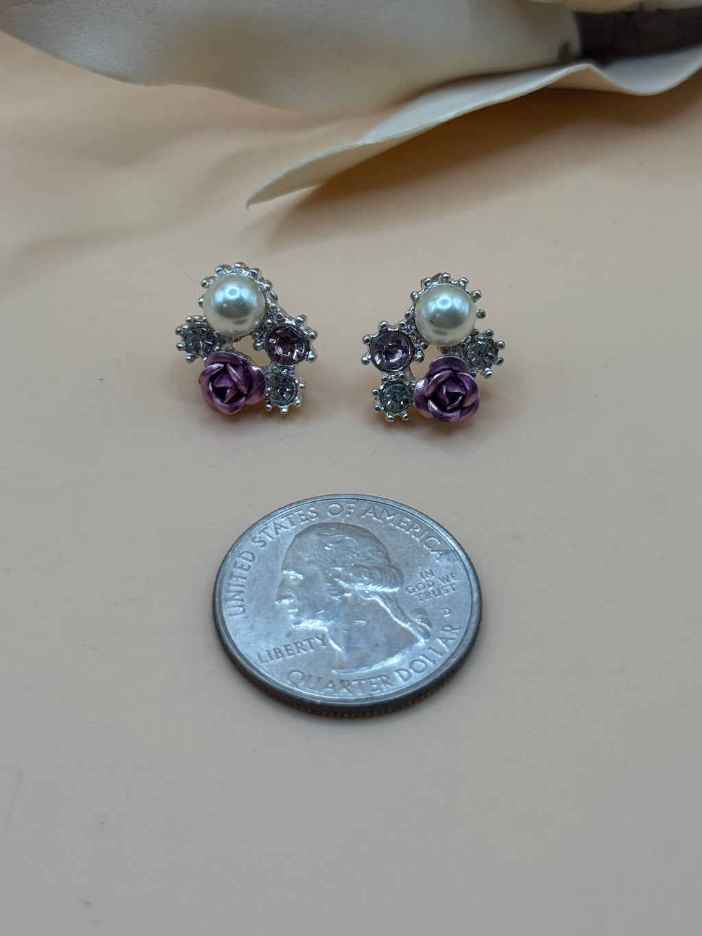 Silver Tone Faux Pearl Purple Rose Rhinestone Stud Earrings Floral Cluster Cute