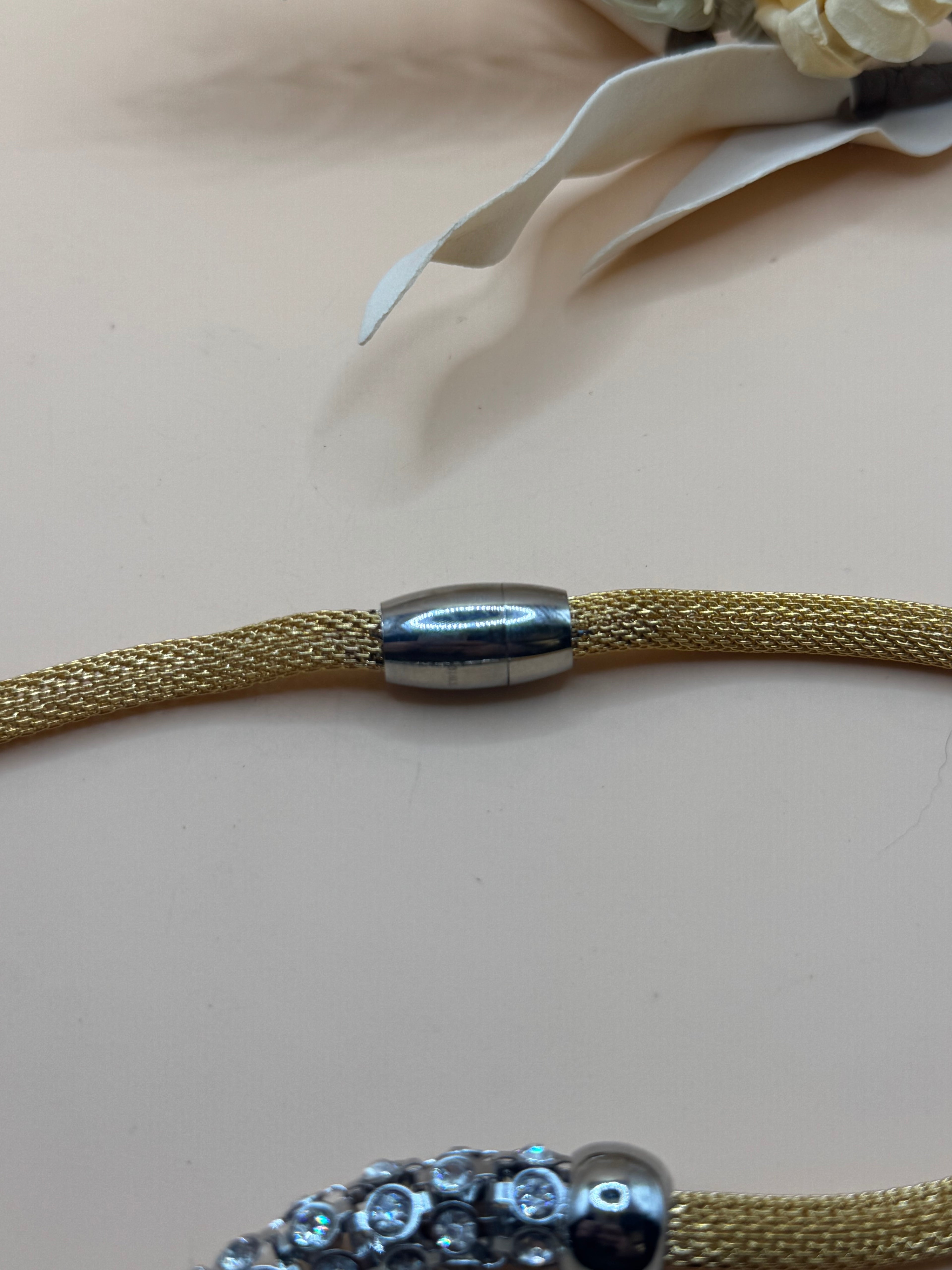 14” Gold Tone Mesh Collar Necklace Clear Rhinestone Bar Magnetic Clasp Choker