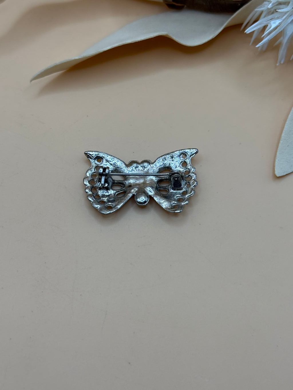 Vintage Silver Tone Pink Rhinestone Butterfly Brooch Openwork Filigree Pin Cute