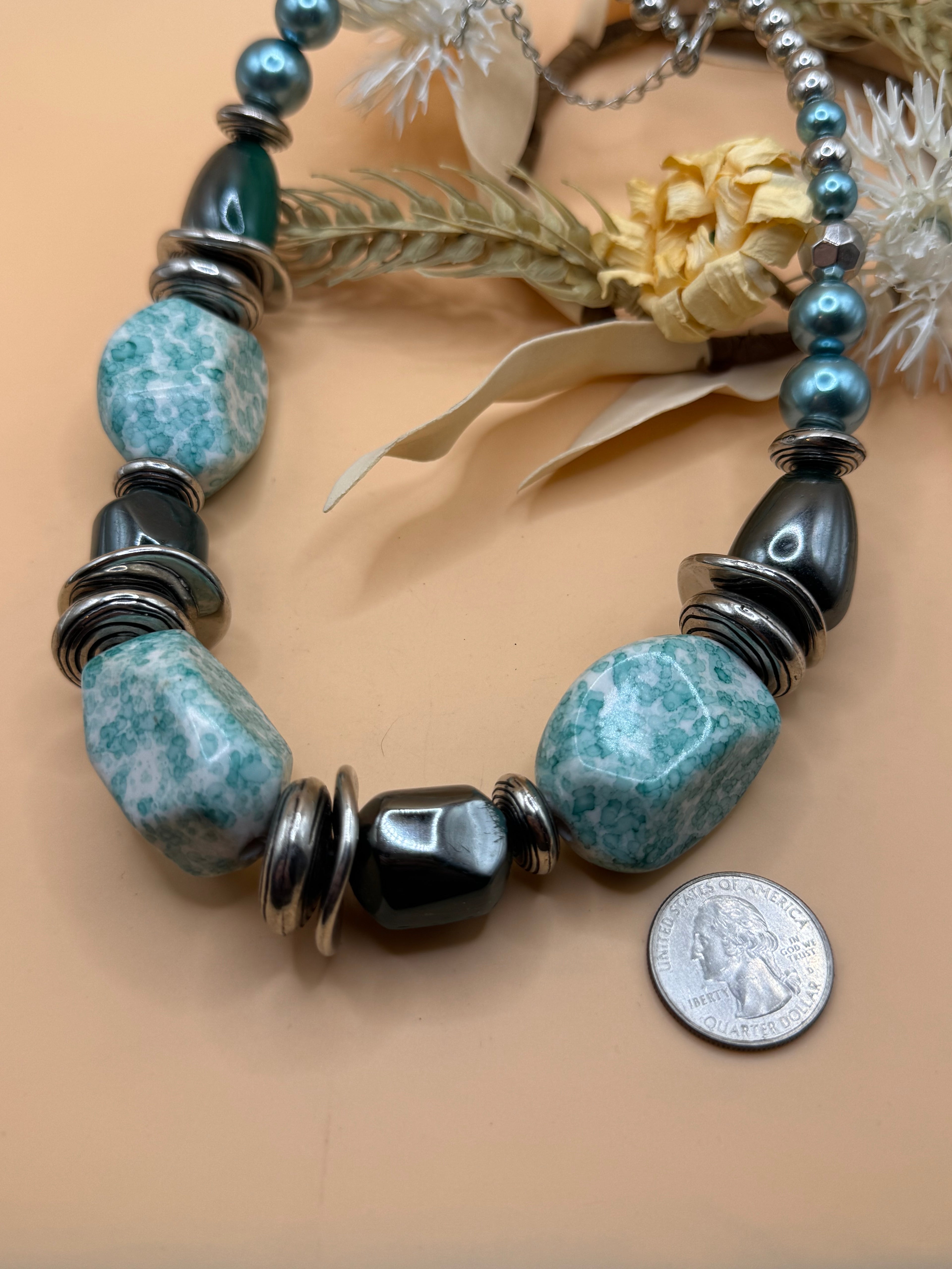 Silver Tone Teal Green Stone Beaded Necklace 16 Inch Statement Jewelry