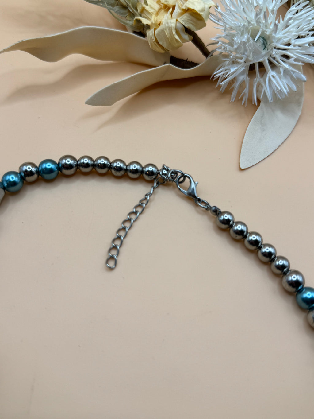 Silver Tone Teal Green Stone Beaded Necklace 16 Inch Statement Jewelry