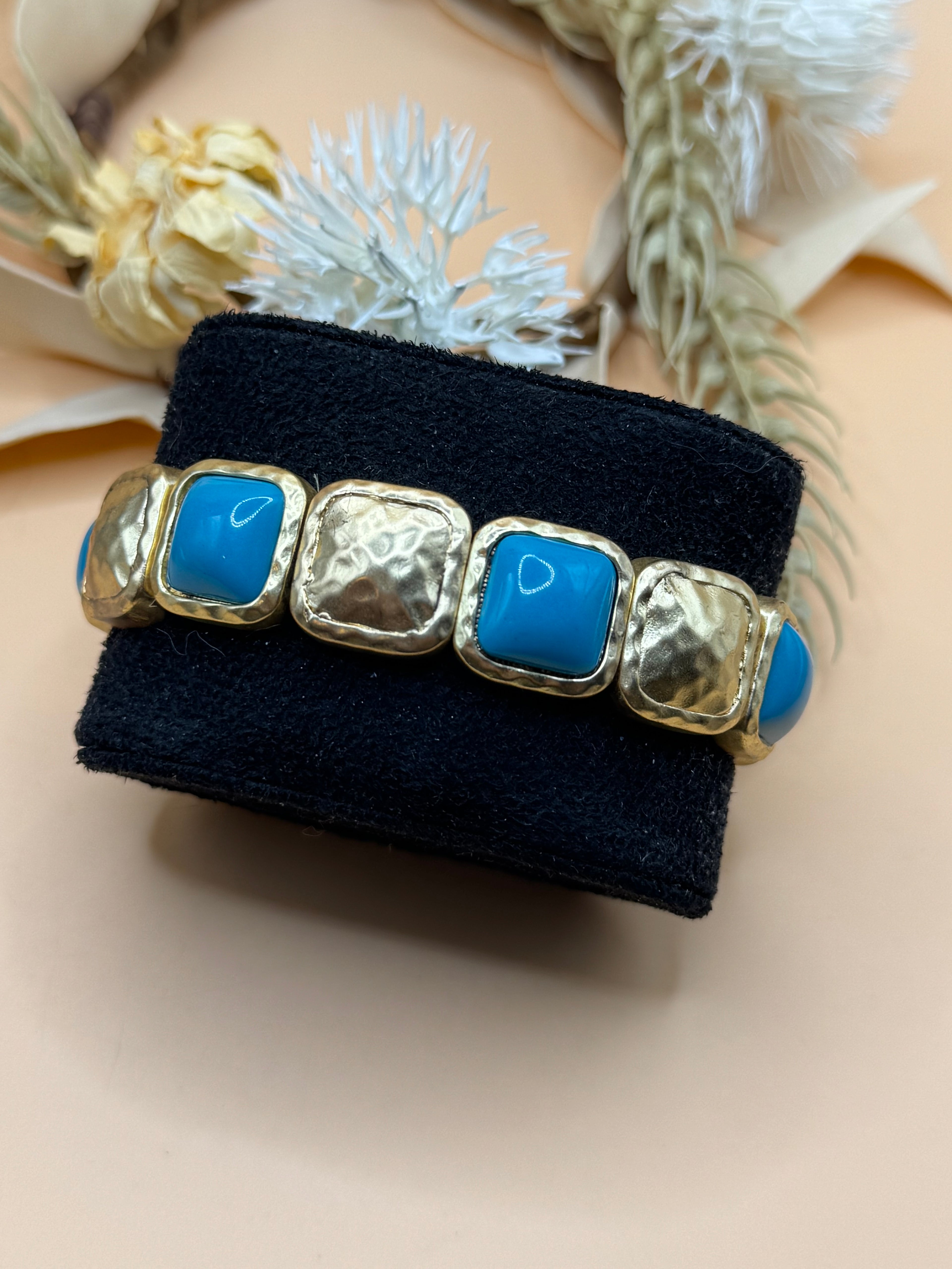 Gold Tone Blue Stone Stretch Bracelet Hammered Links Statement Jewelry