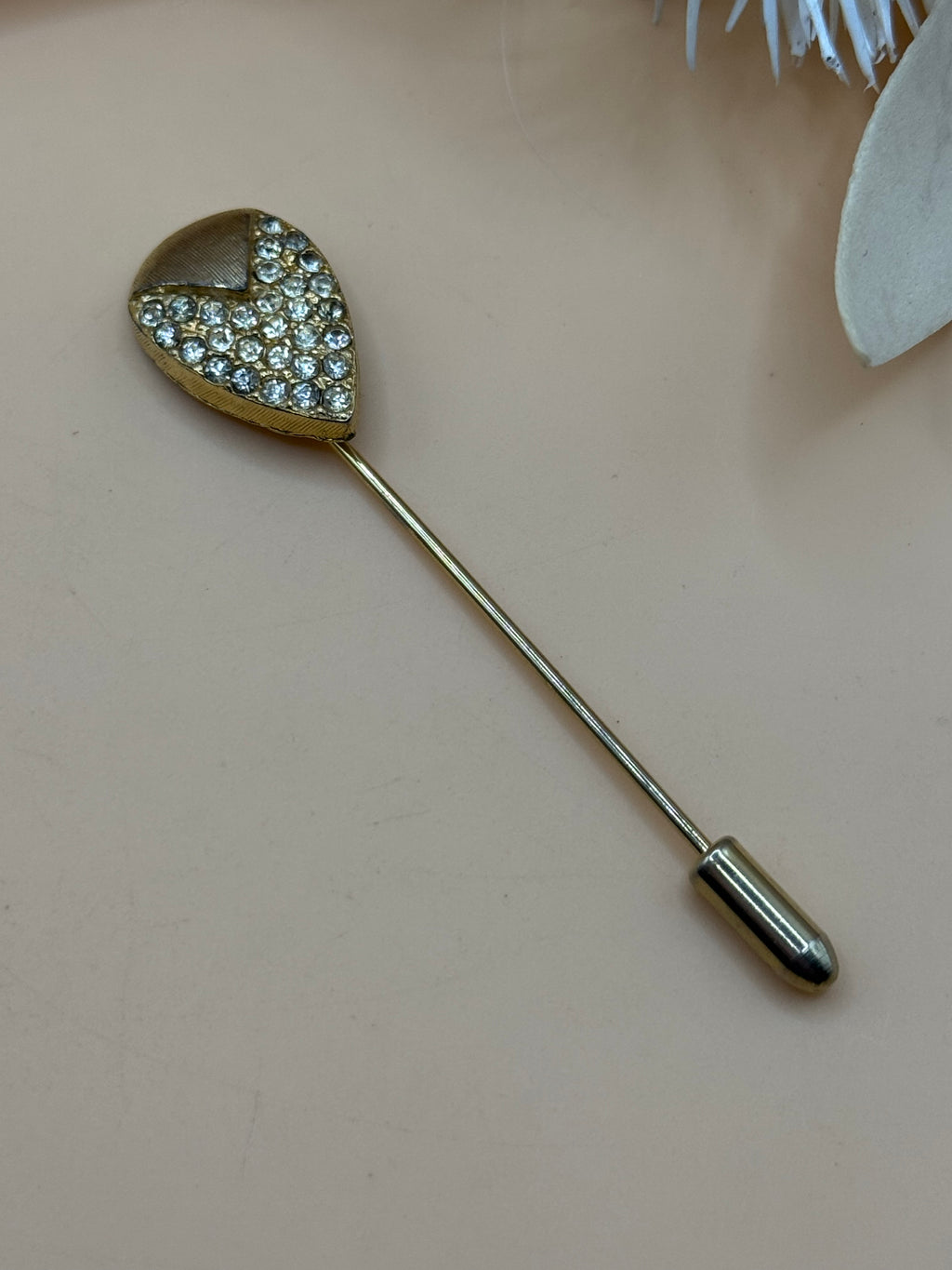 Gold Tone Rhinestone Teardrop Stick Pin Lapel Hat Scarf Sweater Brooch Pin